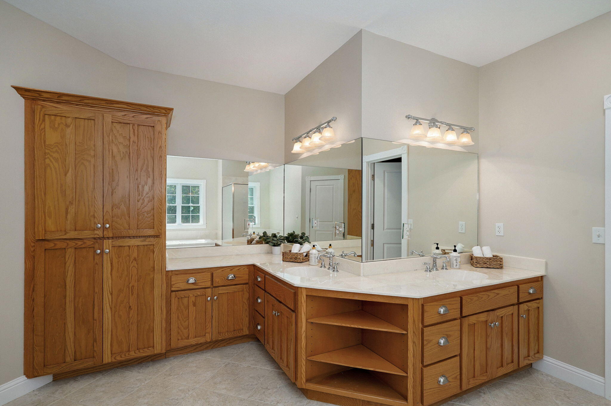 property viewer photo 30