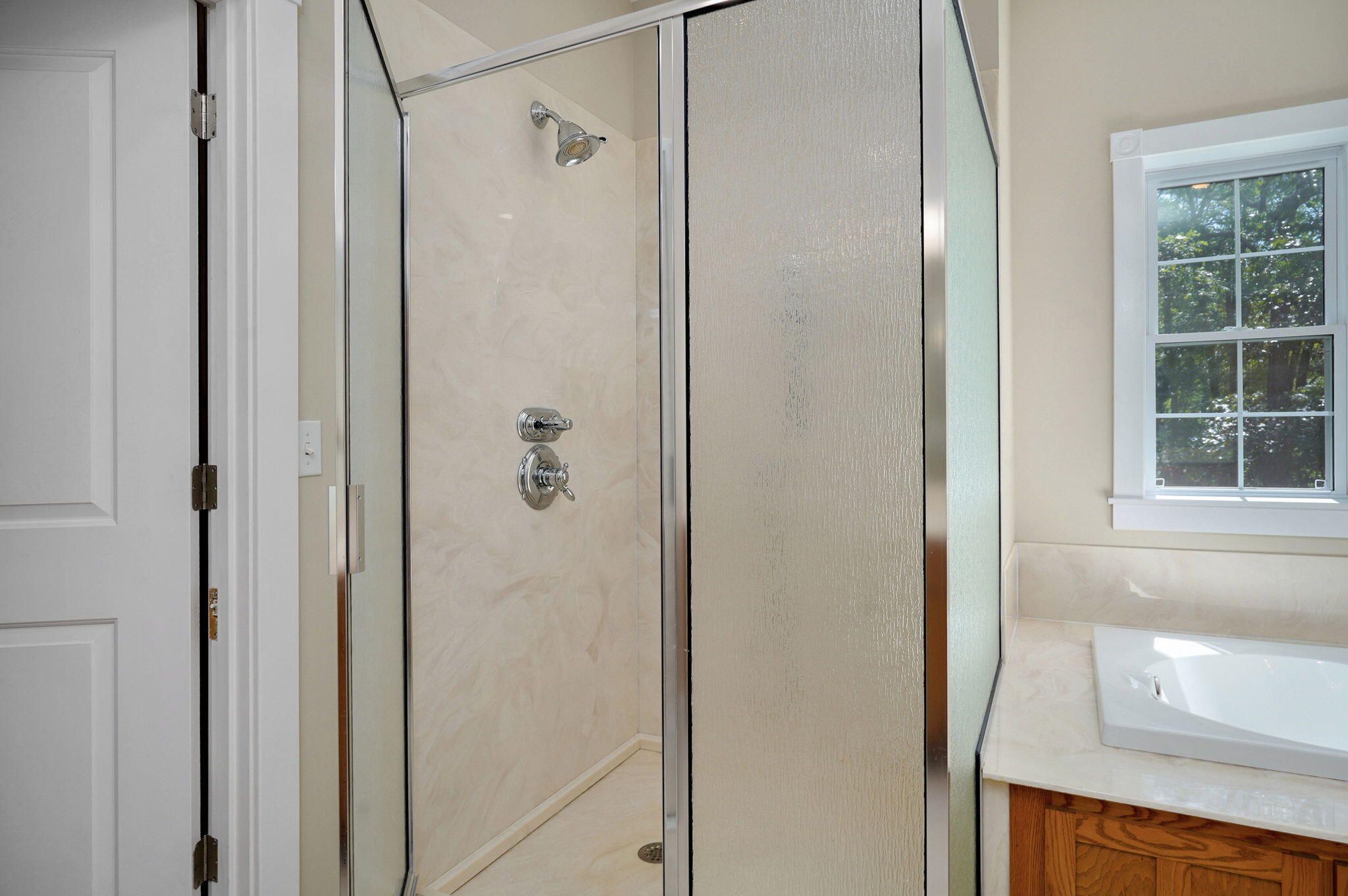 property viewer photo 35