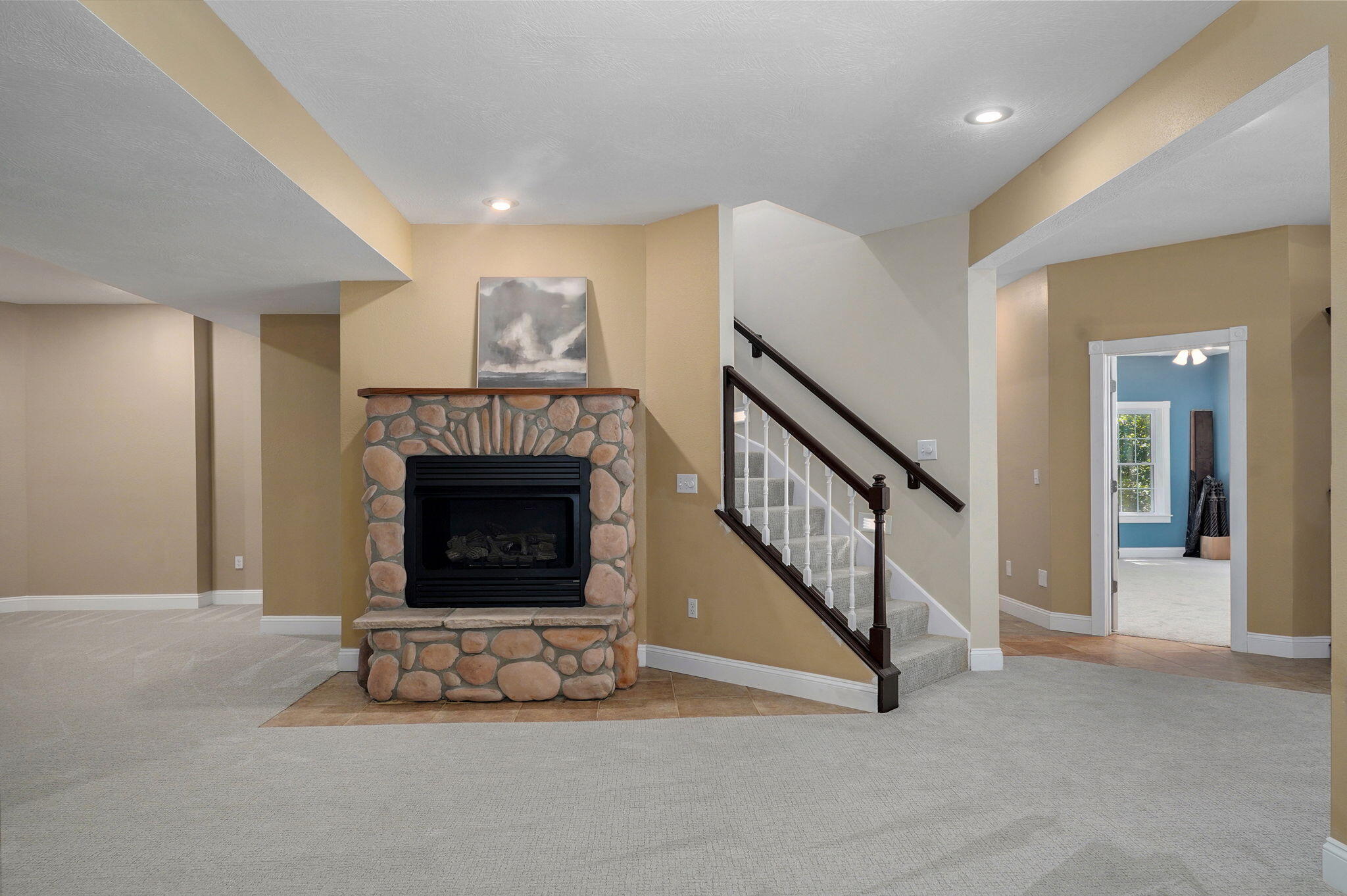 property viewer photo 47