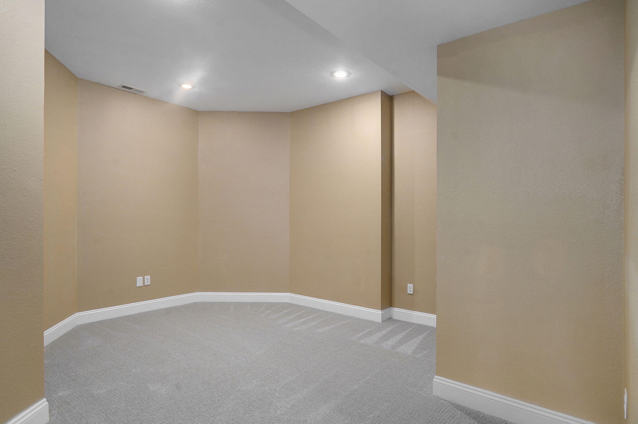 property viewer photo 49