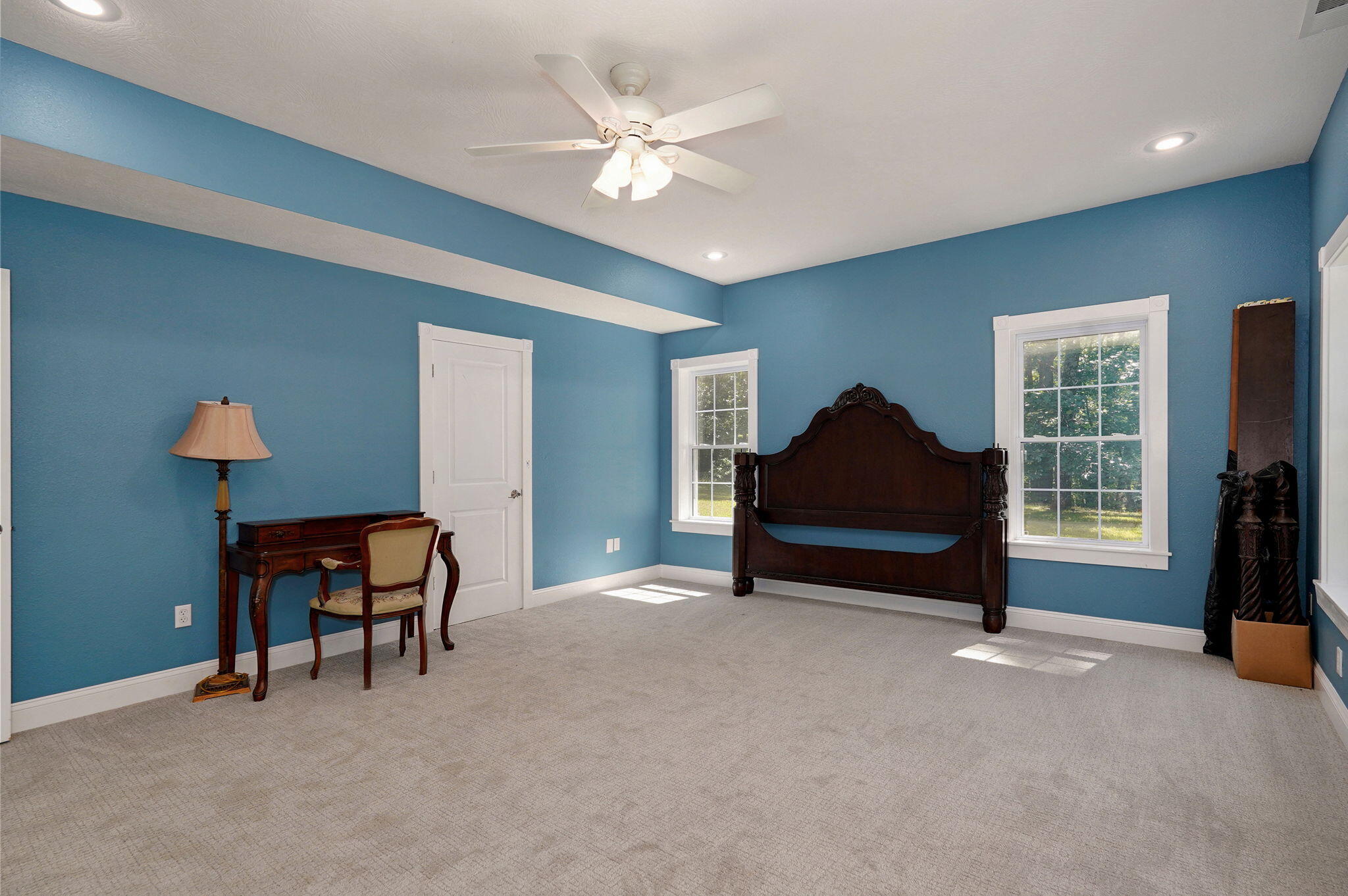 property viewer photo 54