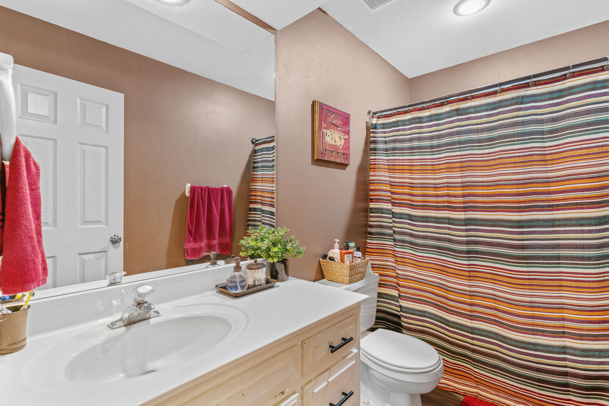 property viewer photo 19