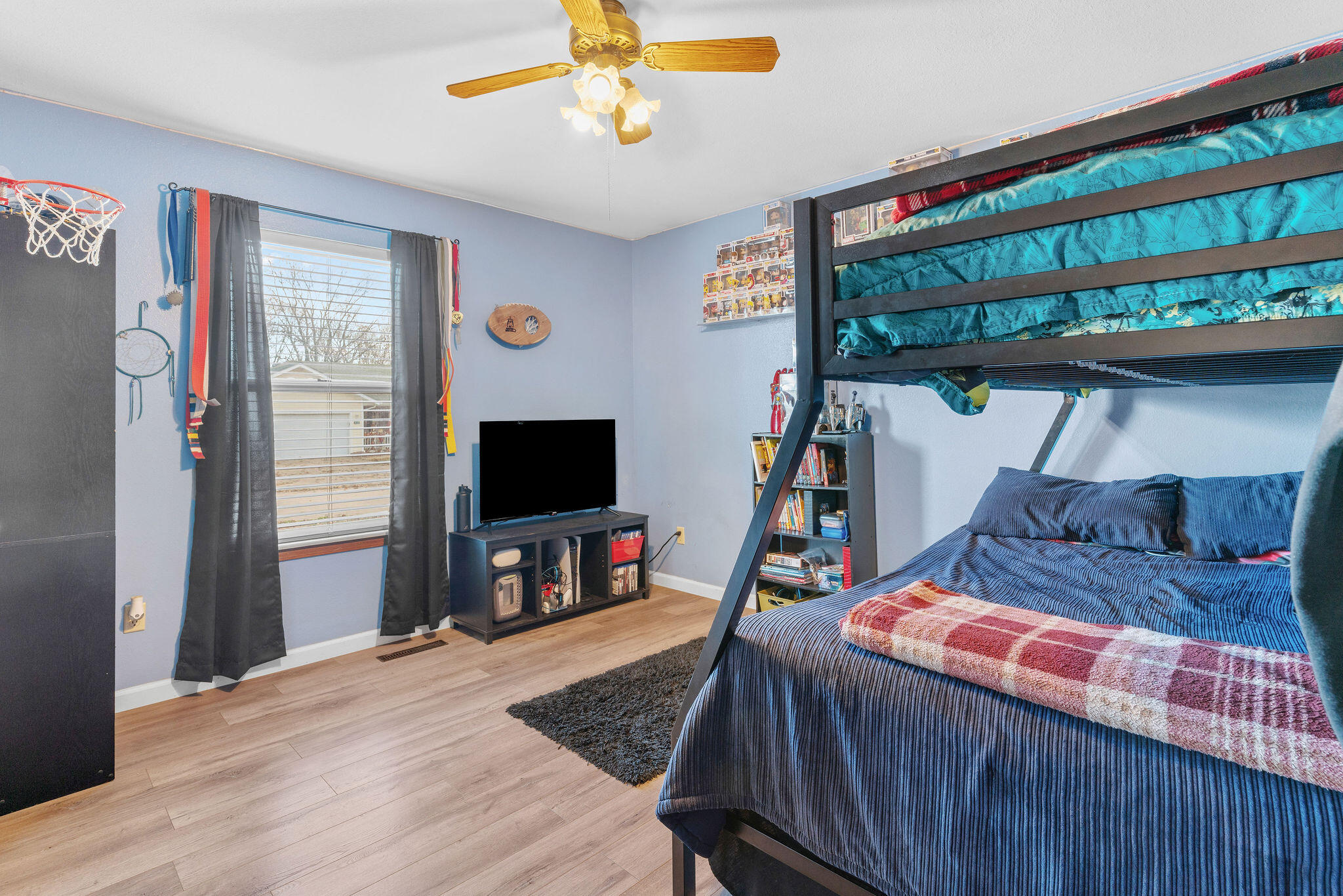 property viewer photo 20