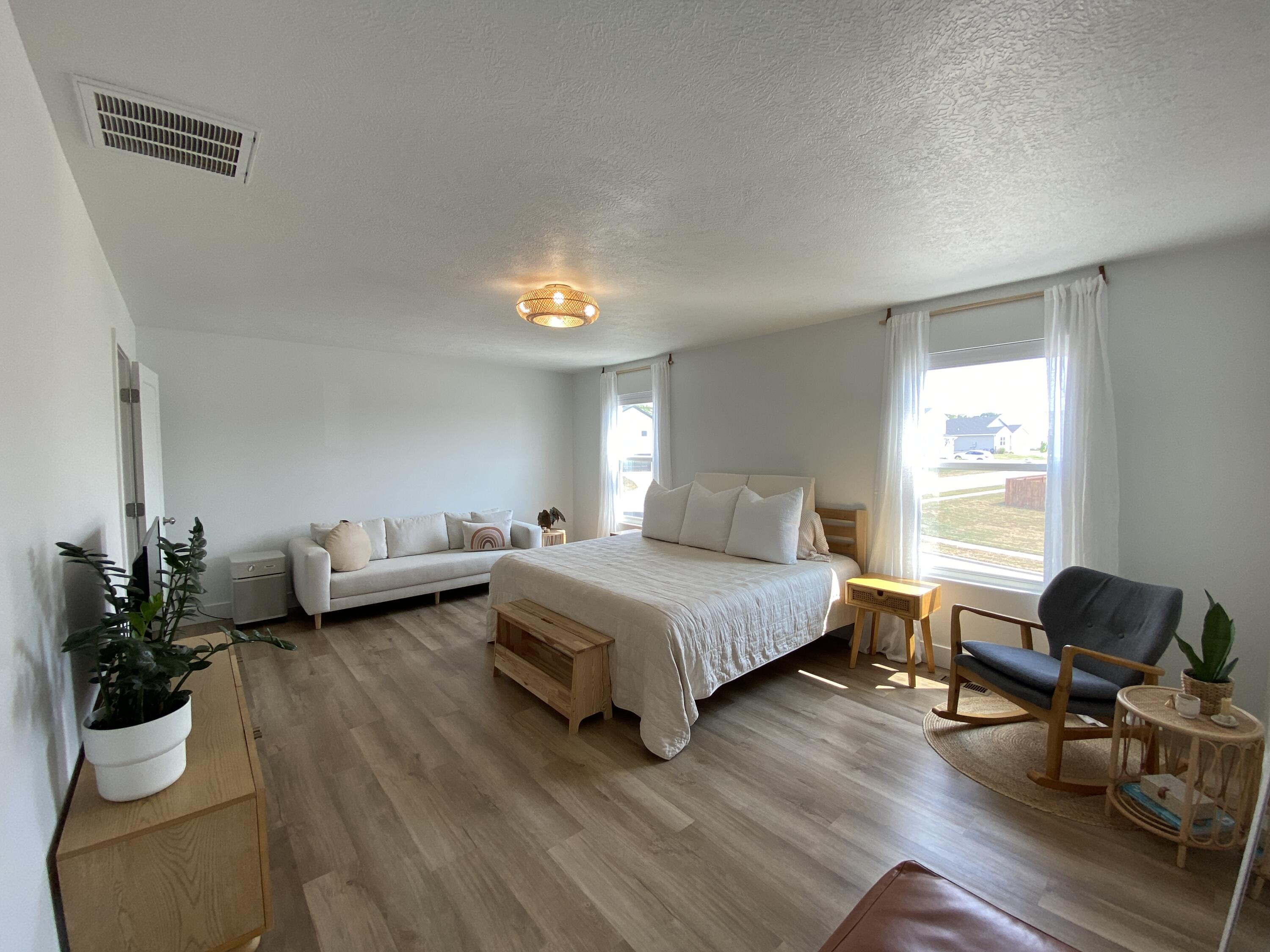 property viewer photo 16
