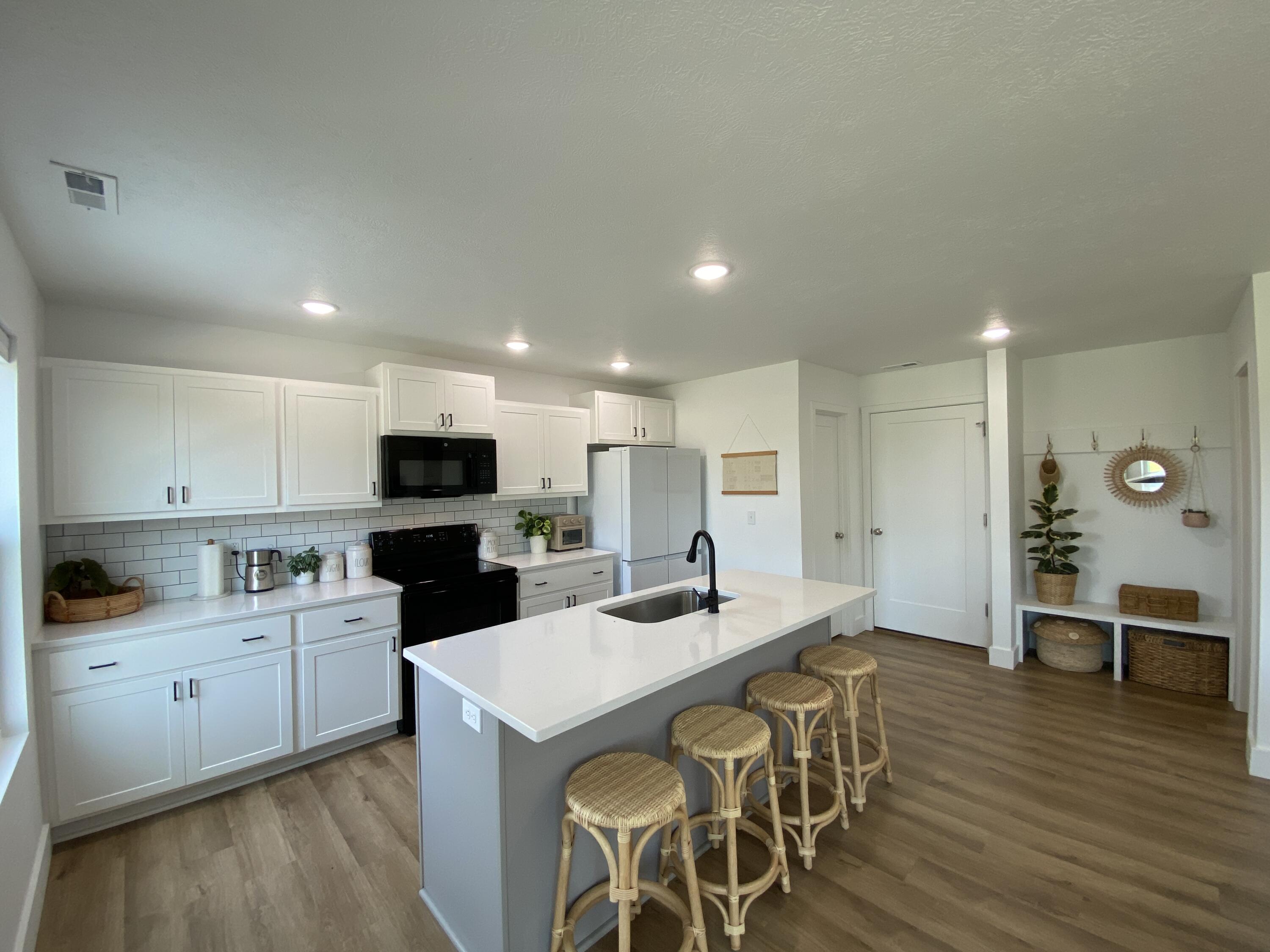property viewer photo 8