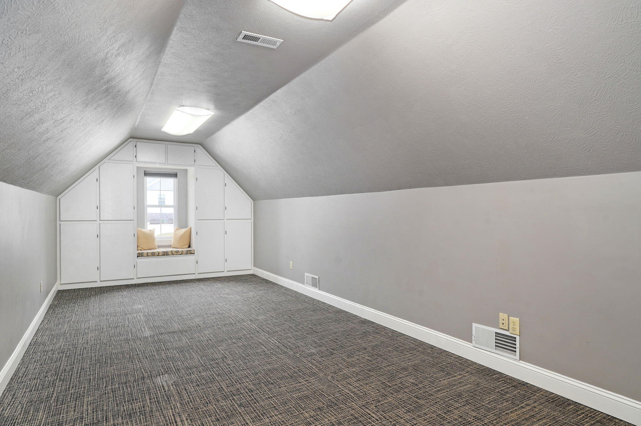 property viewer photo 32