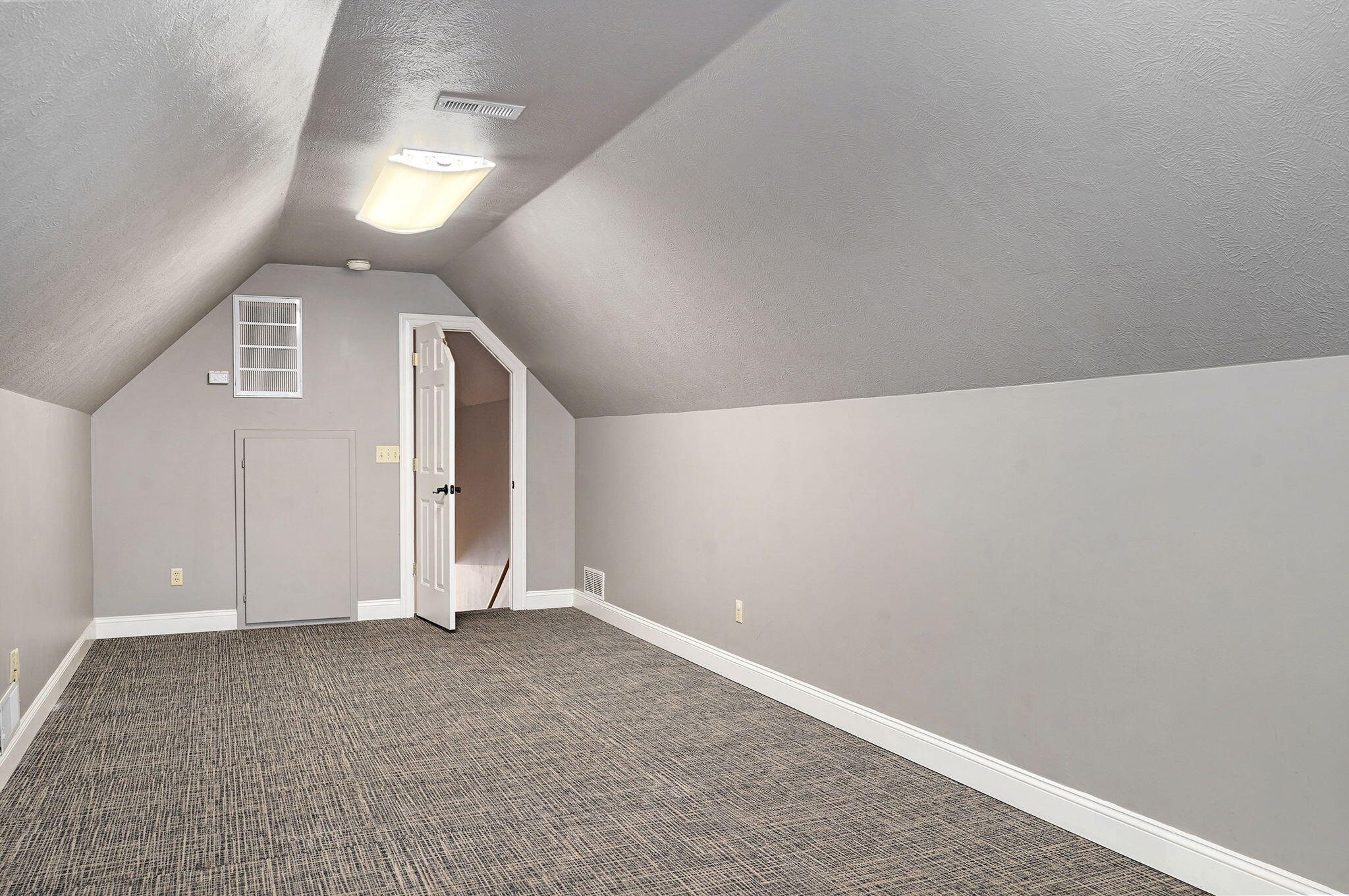 property viewer photo 33
