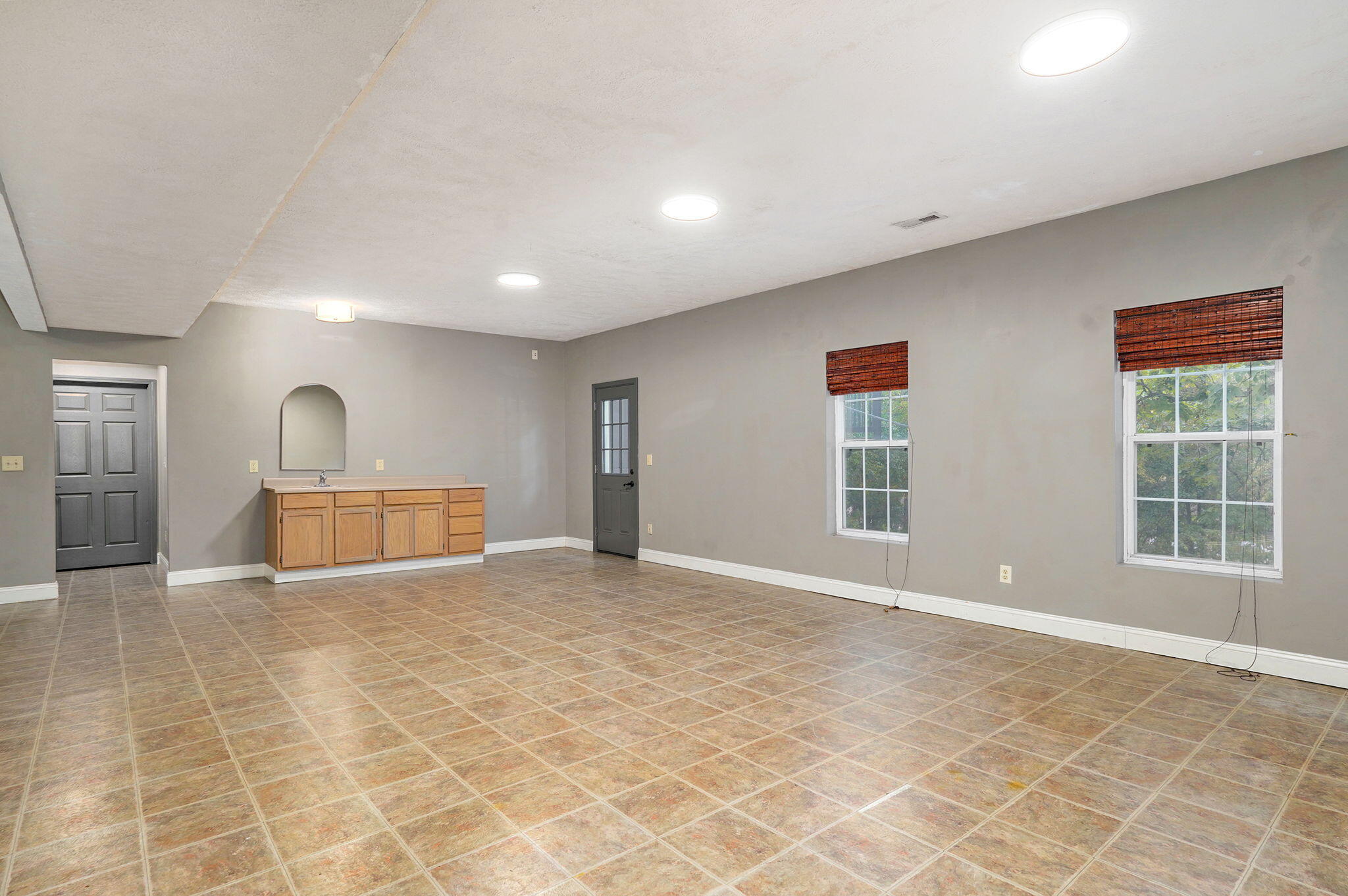 property viewer photo 35