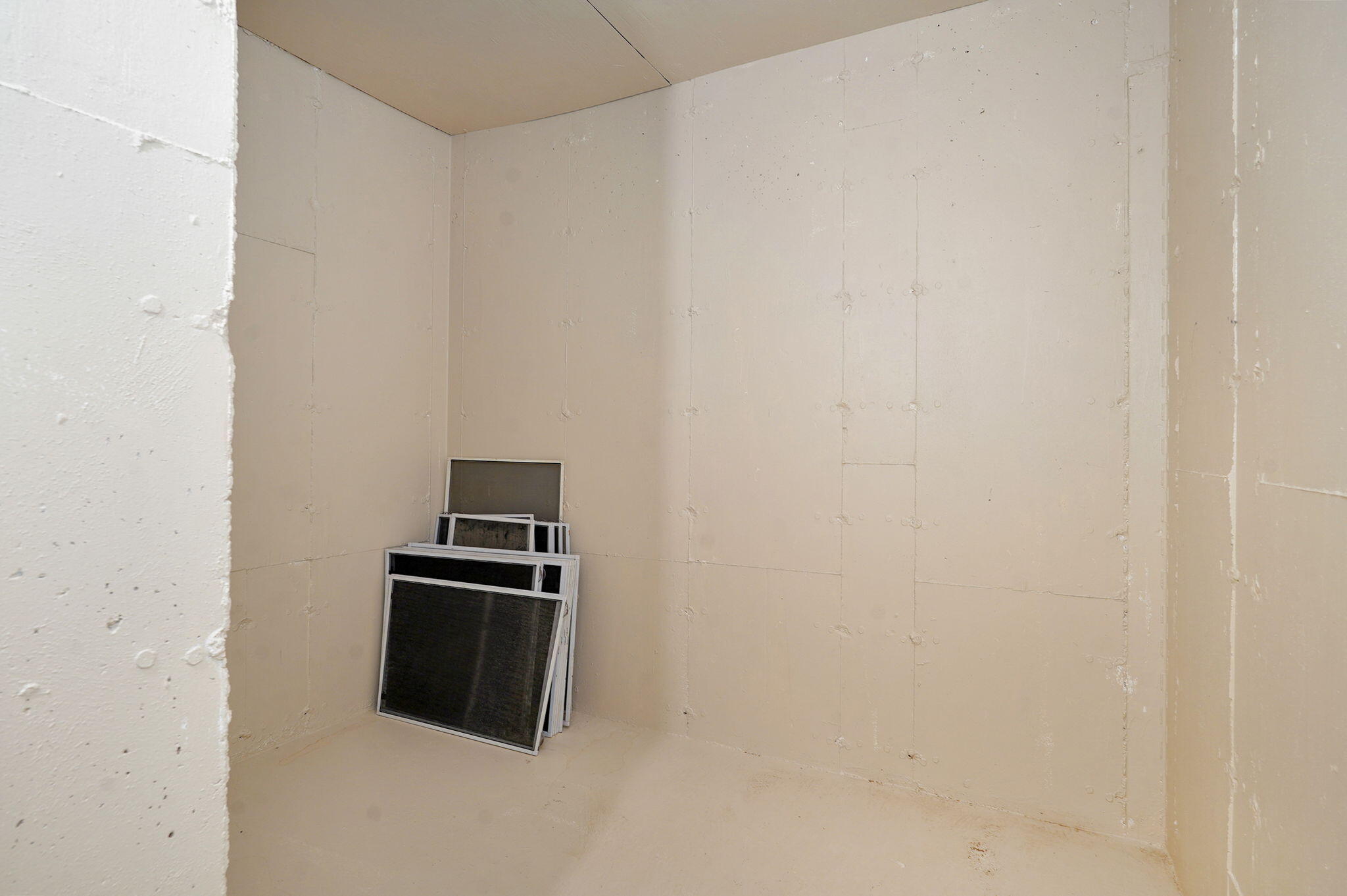 property viewer photo 44