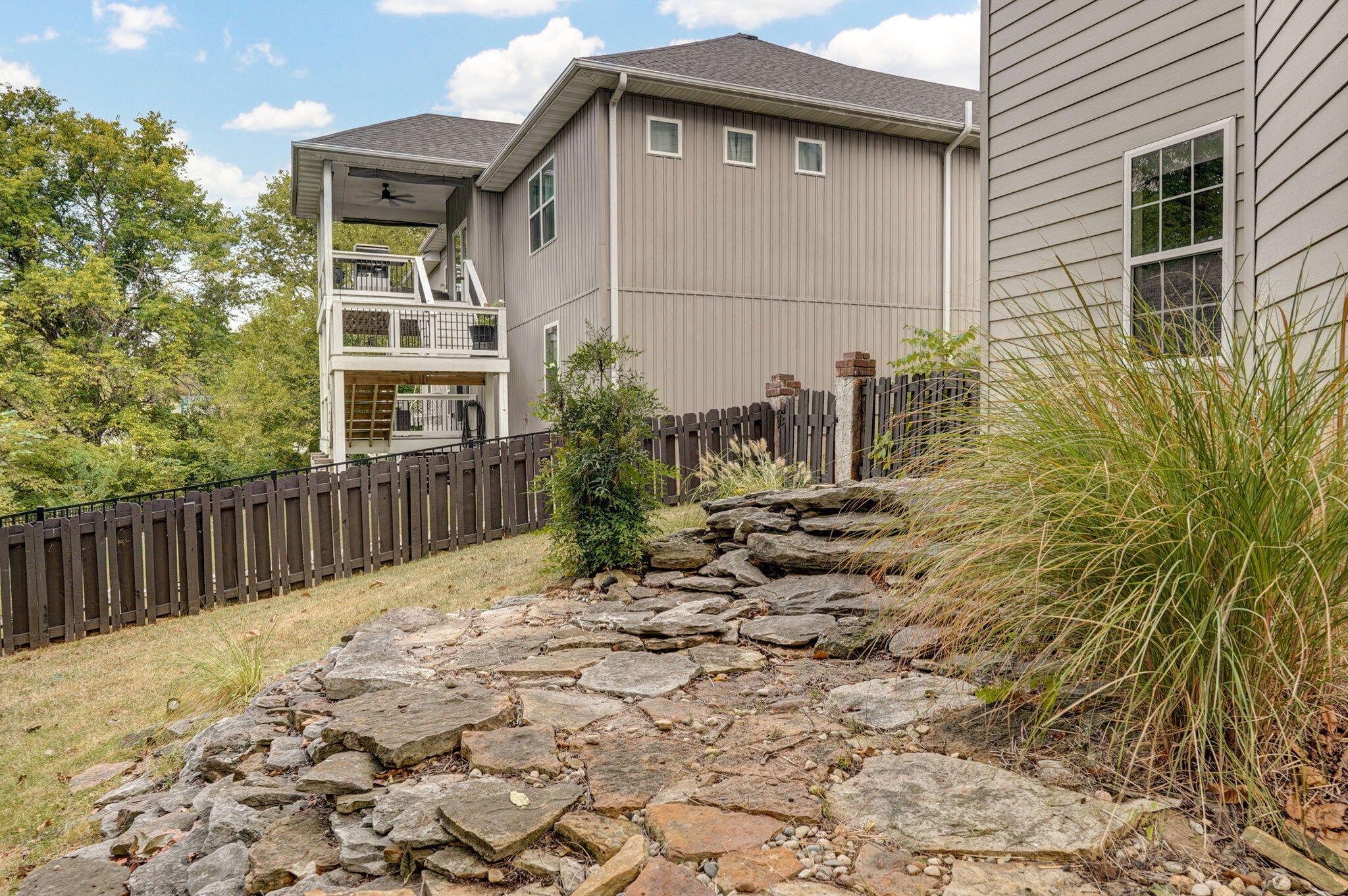 property viewer photo 50