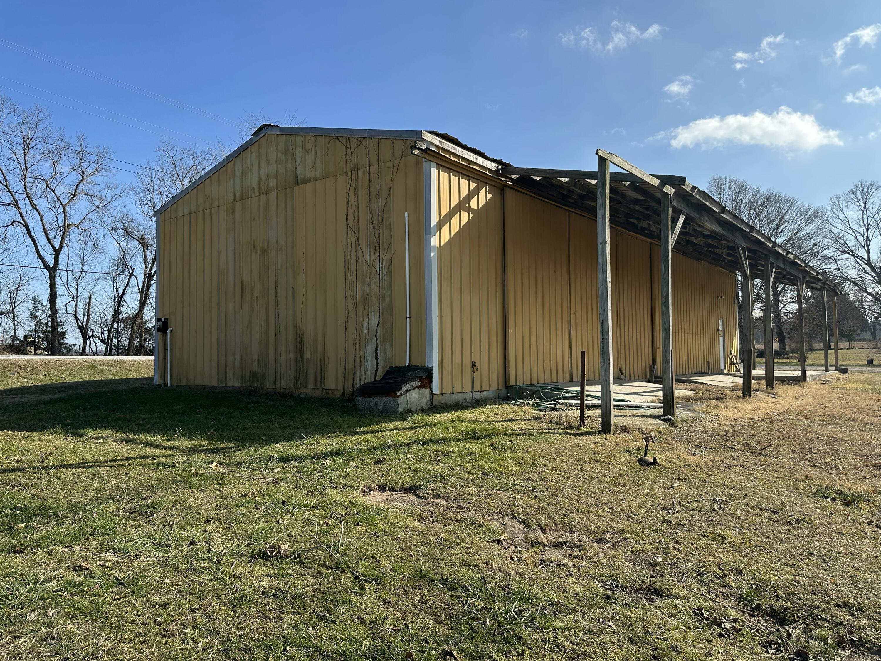 main property photo 33