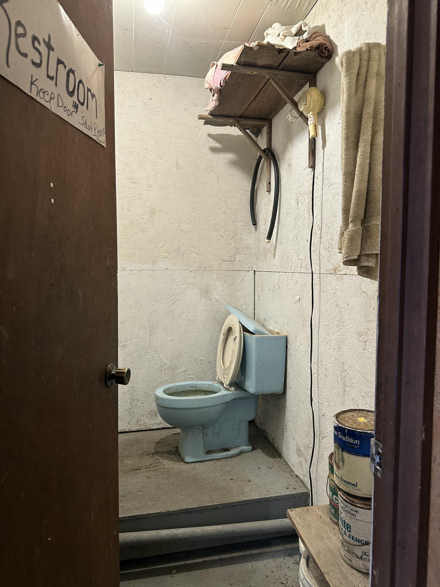 main property photo 37