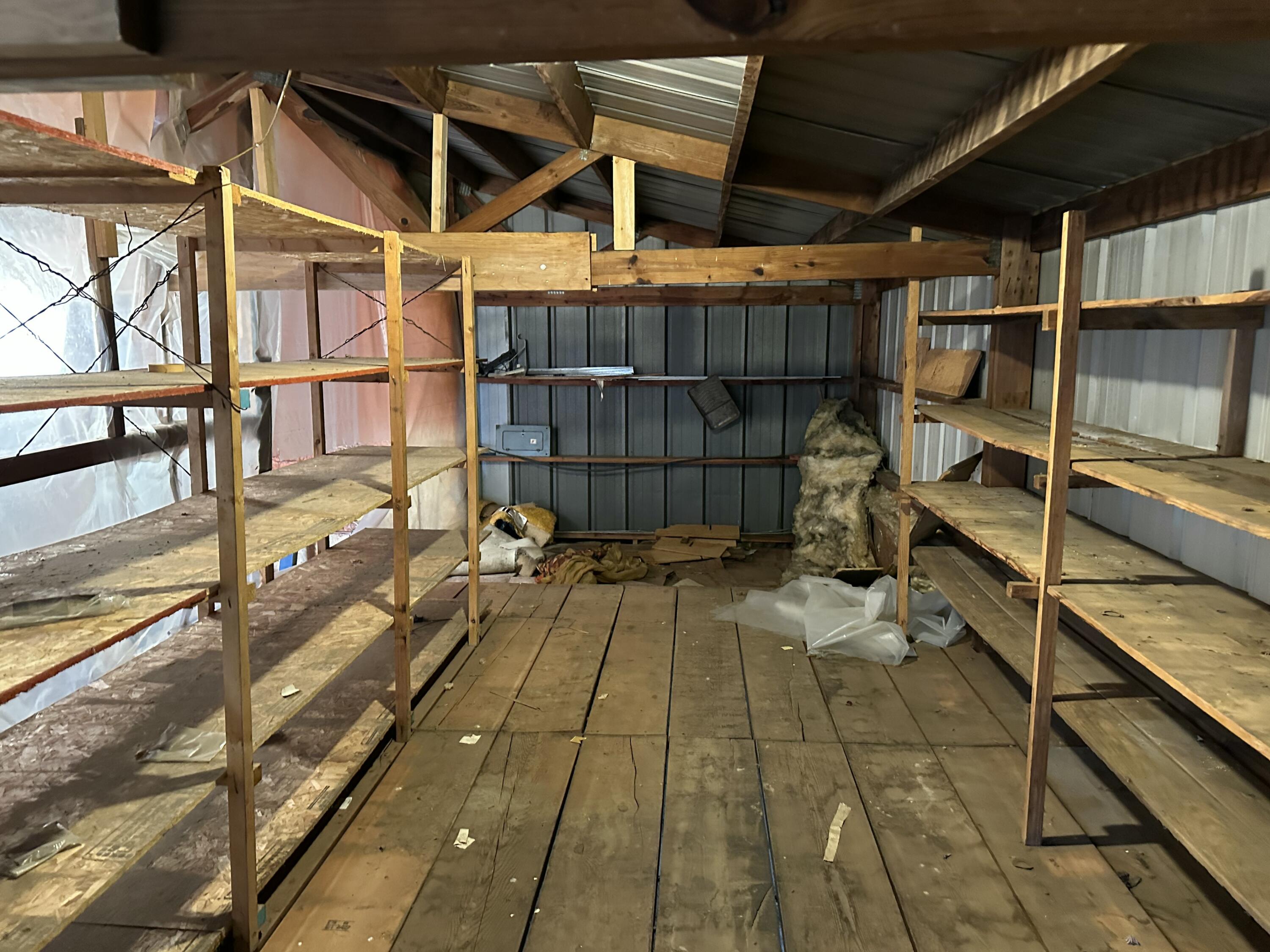 main property photo 39