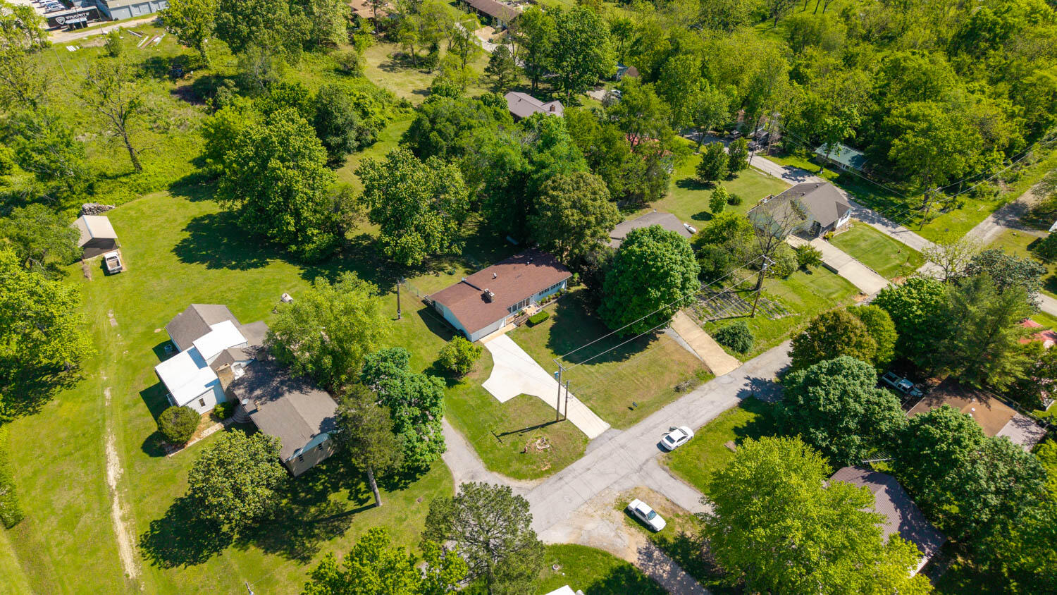 main property photo 43