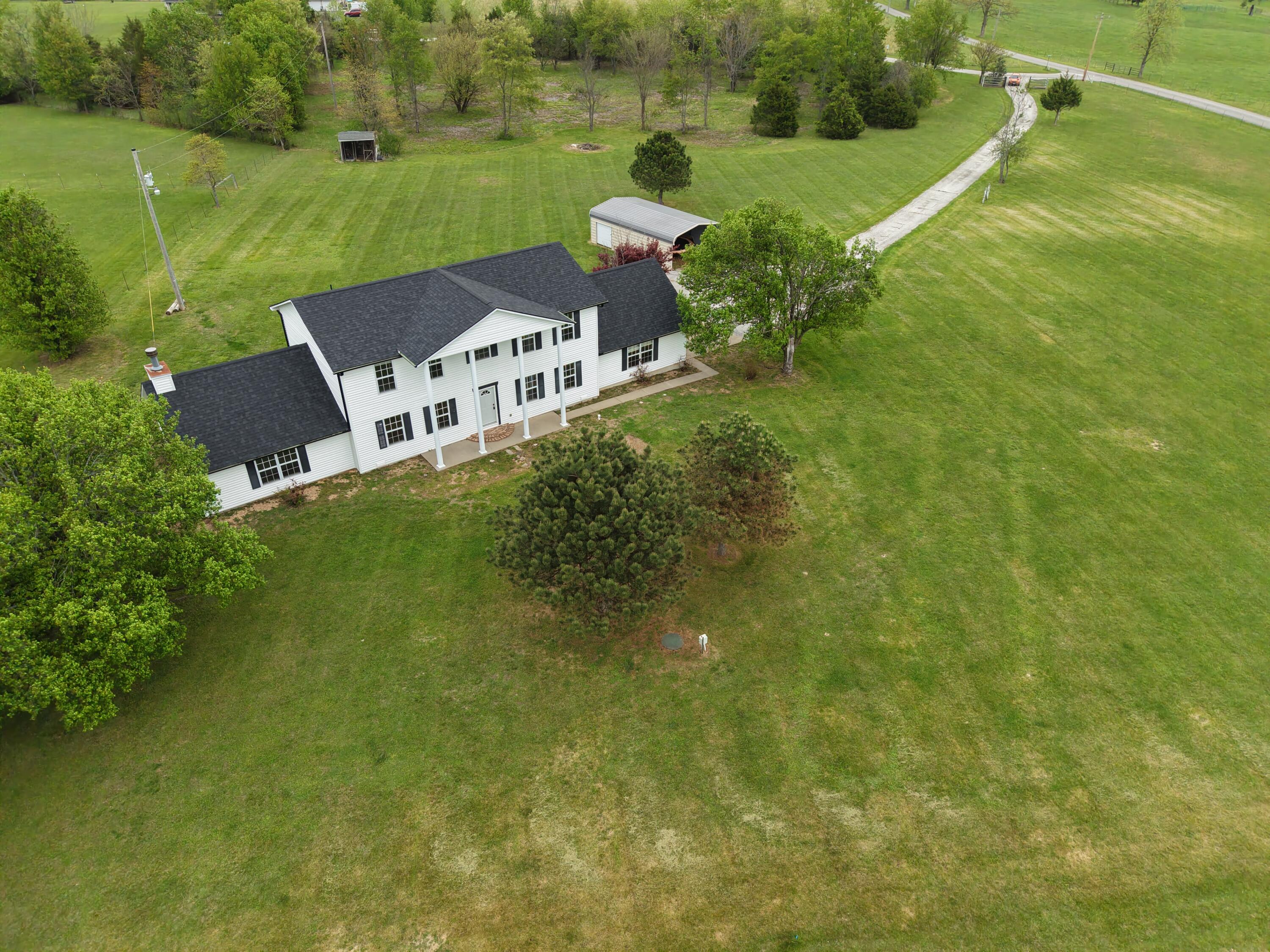main property photo 31