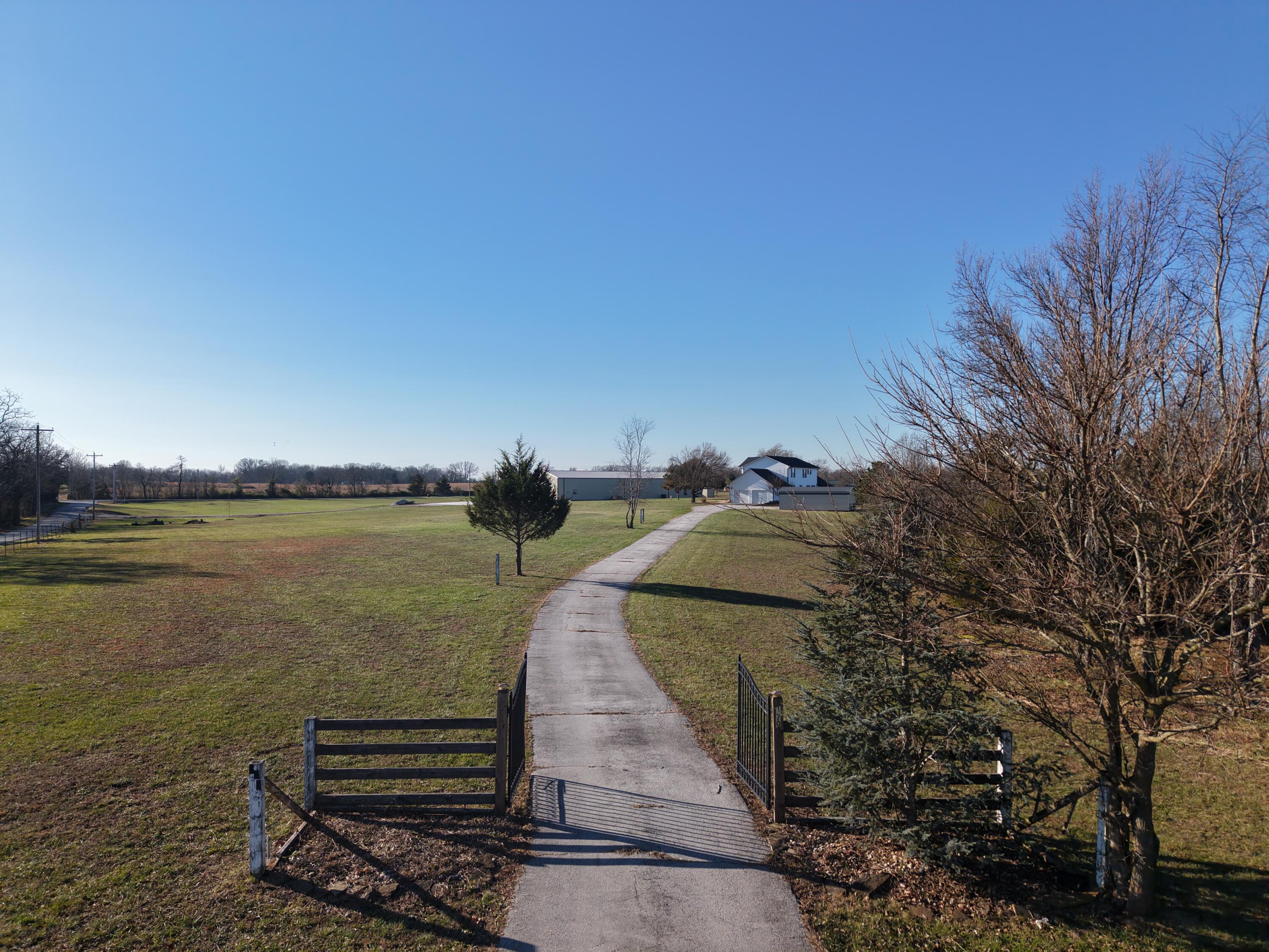 main property photo 37