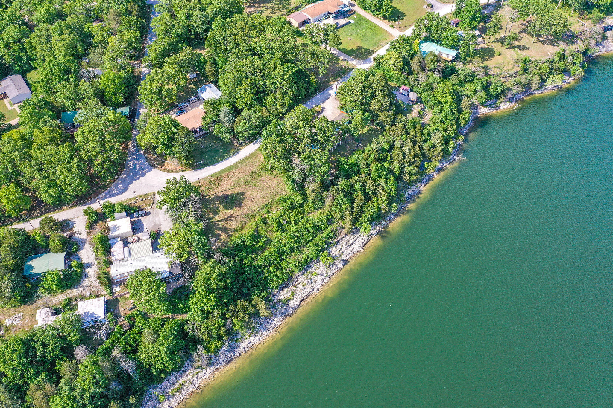 main property photo 30