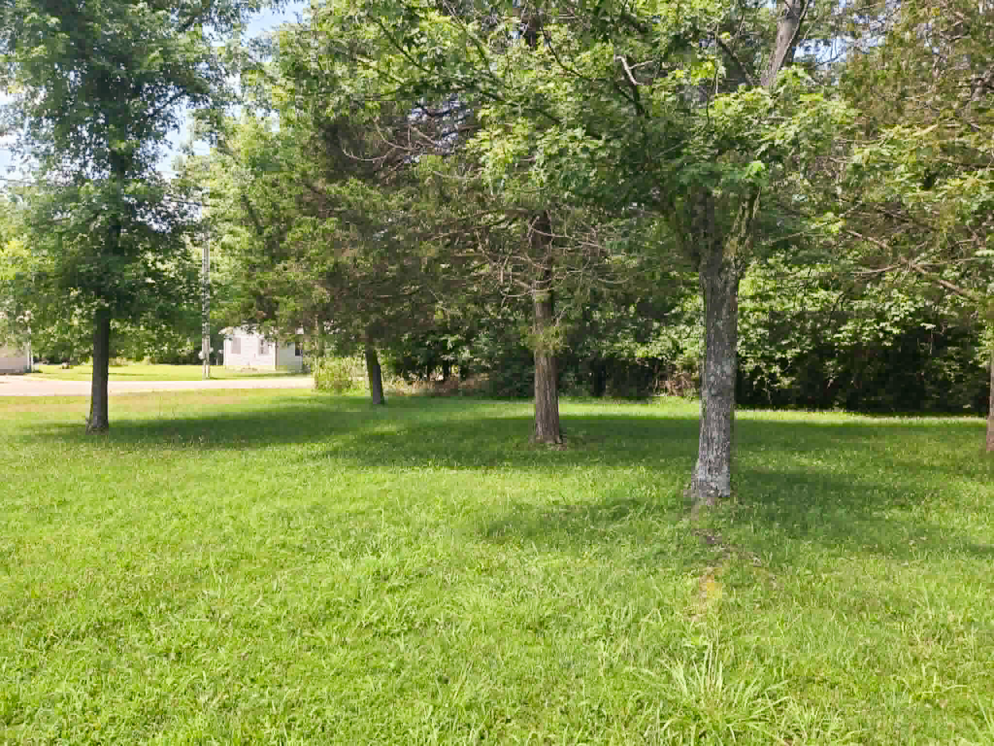 main property photo 17