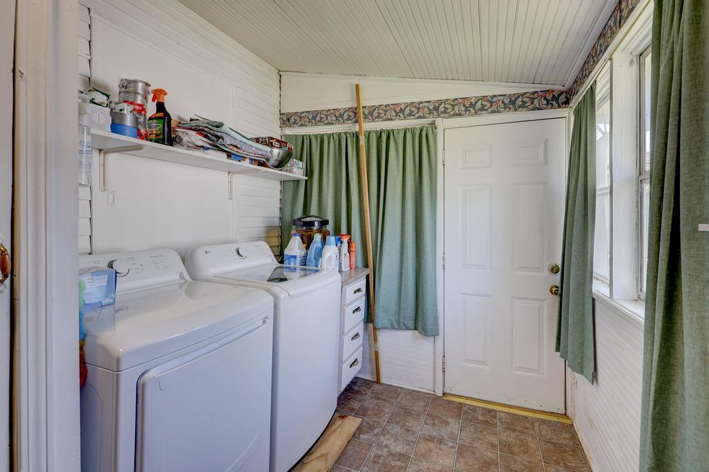 property viewer photo 14