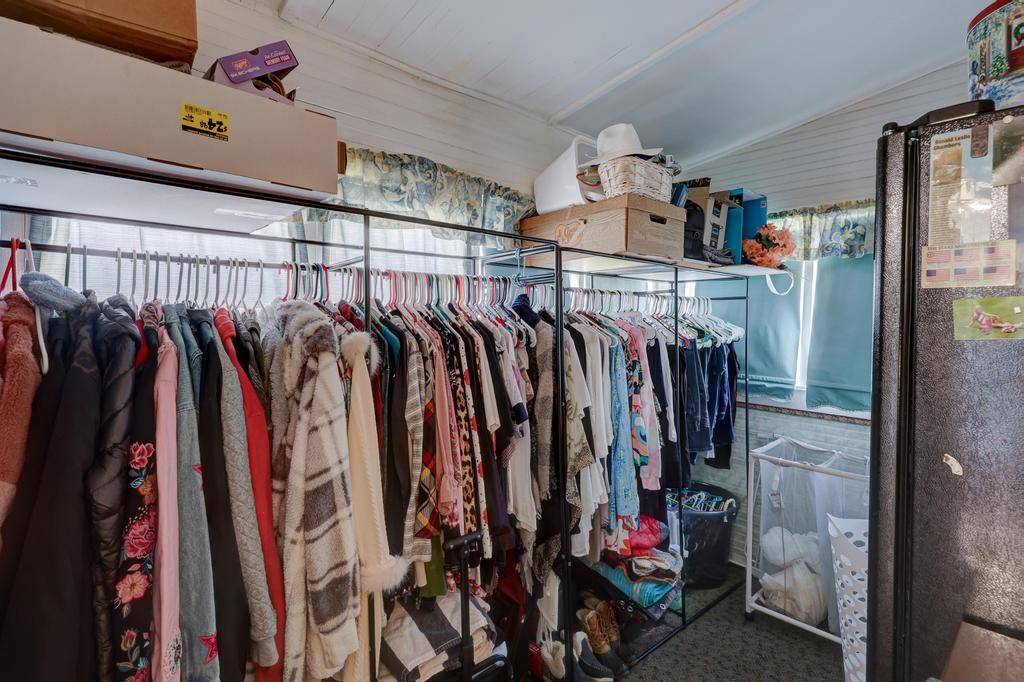 property viewer photo 16