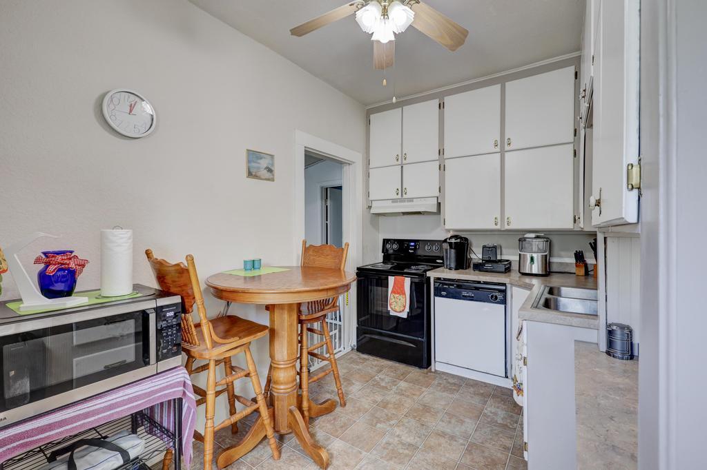 property viewer photo 6