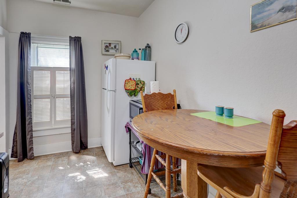property viewer photo 8
