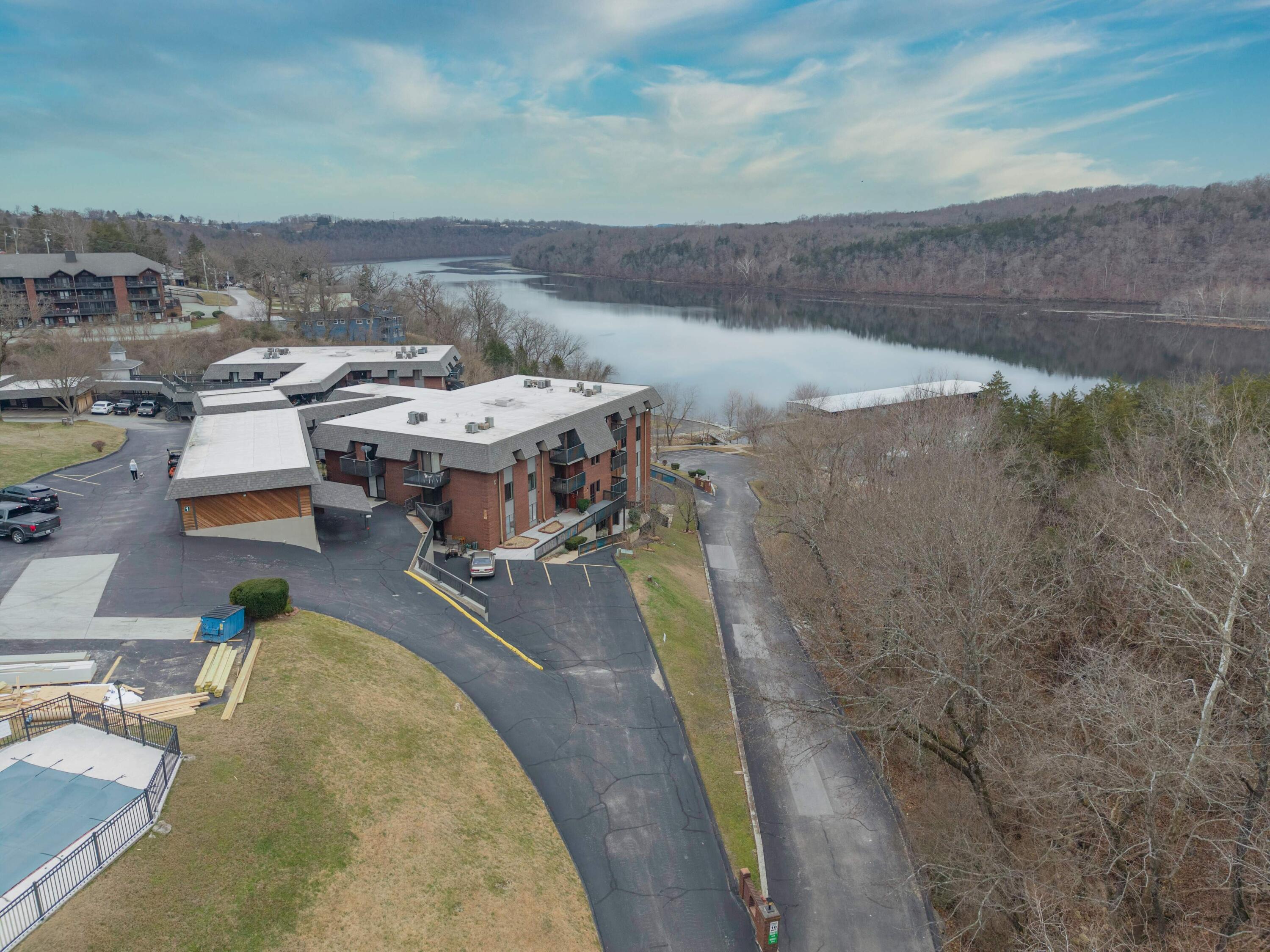 main property photo 41
