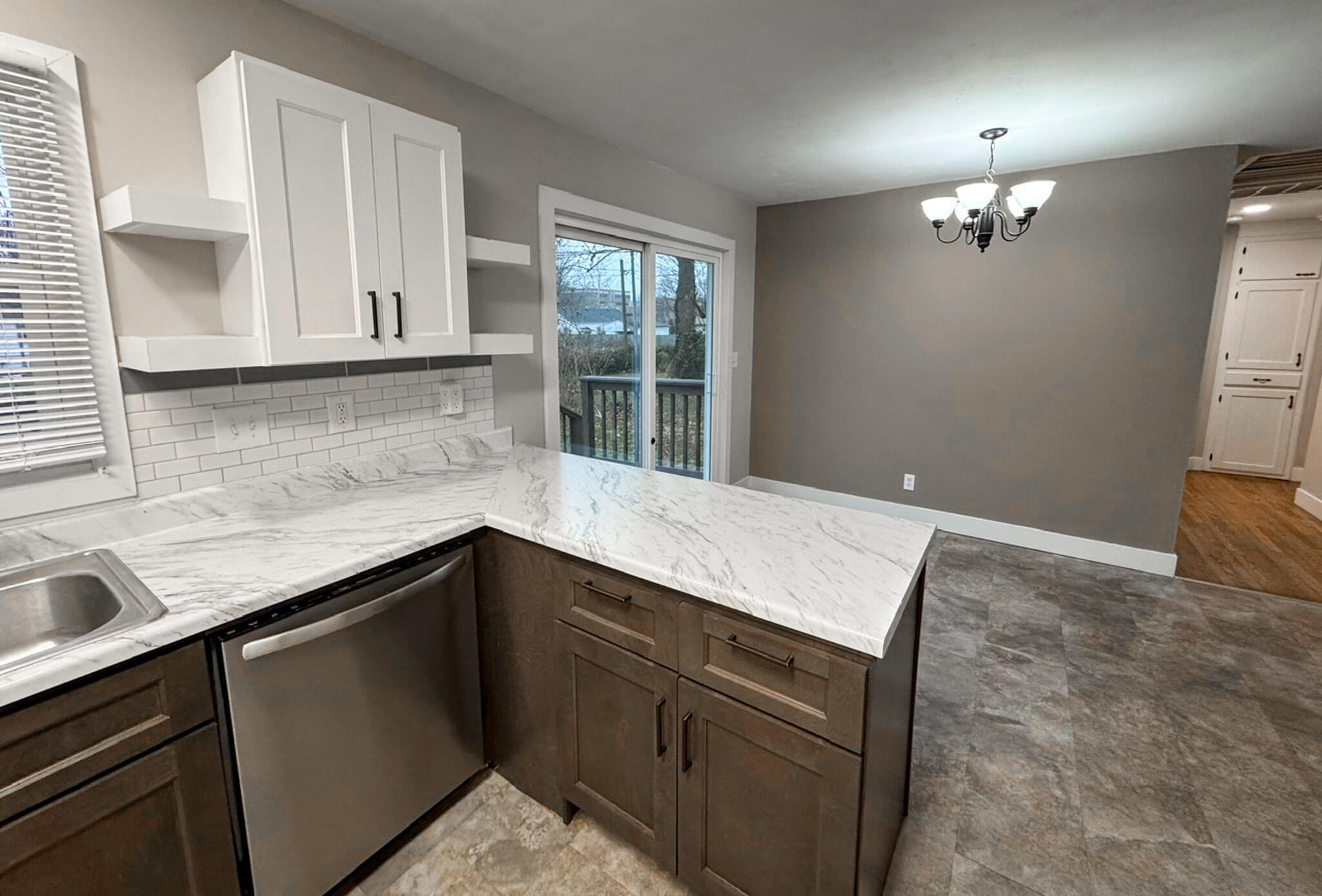 property viewer photo 10