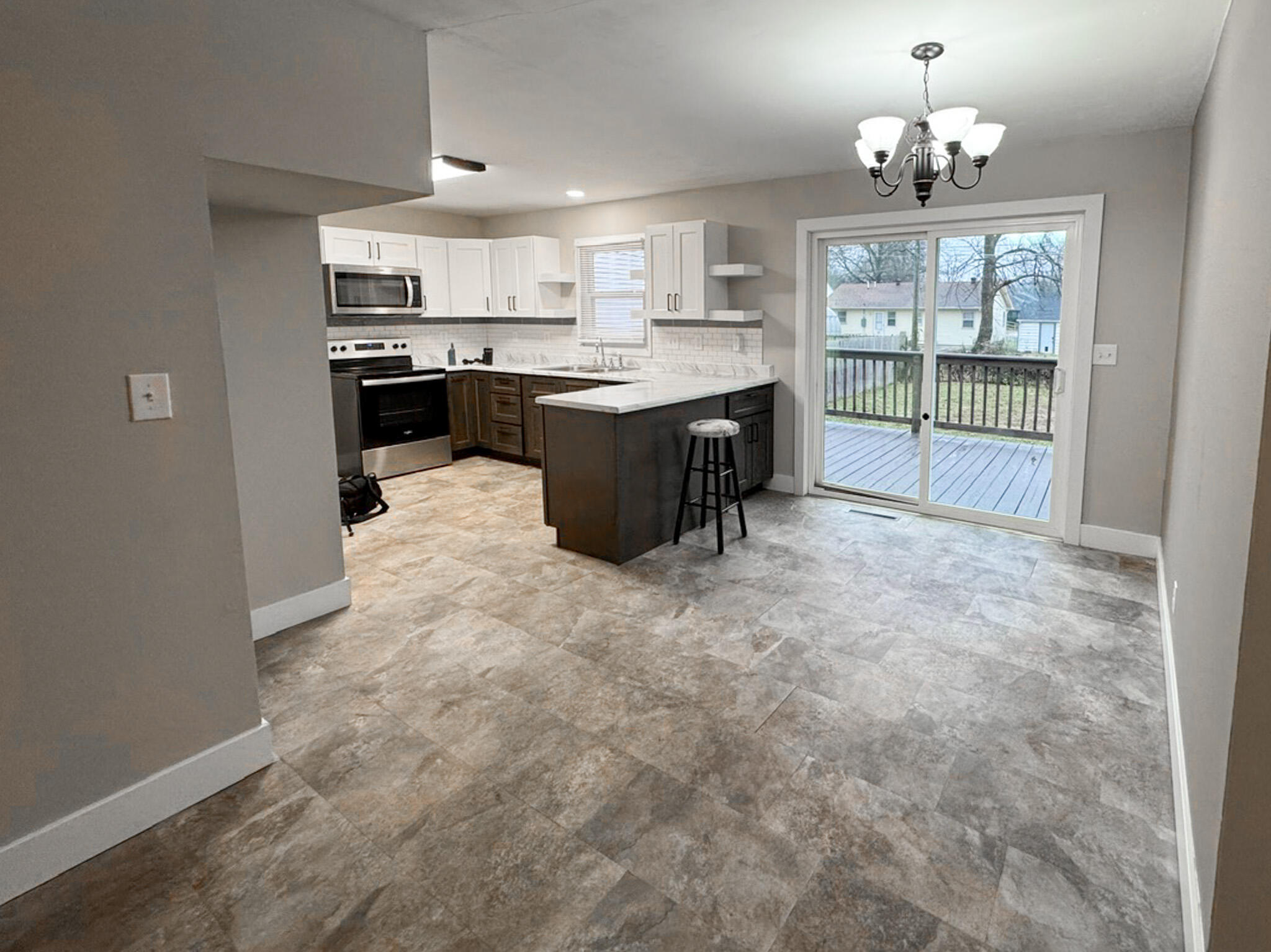 property viewer photo 11