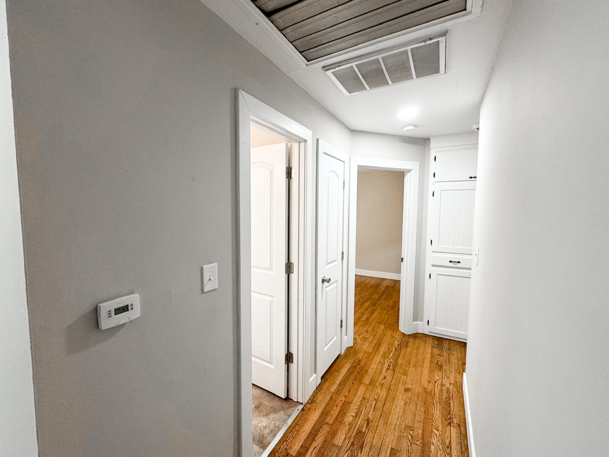 property viewer photo 12