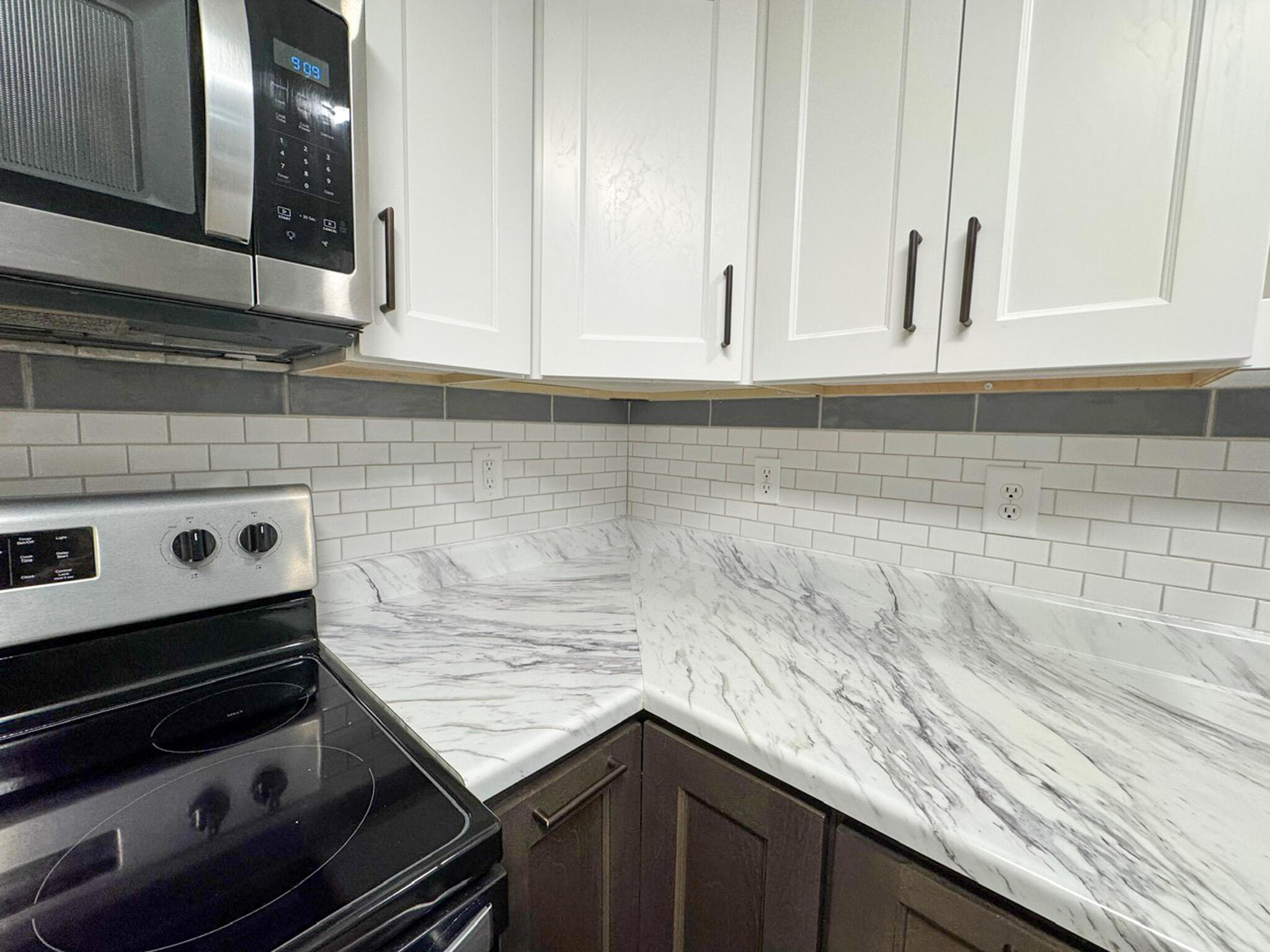 property viewer photo 8