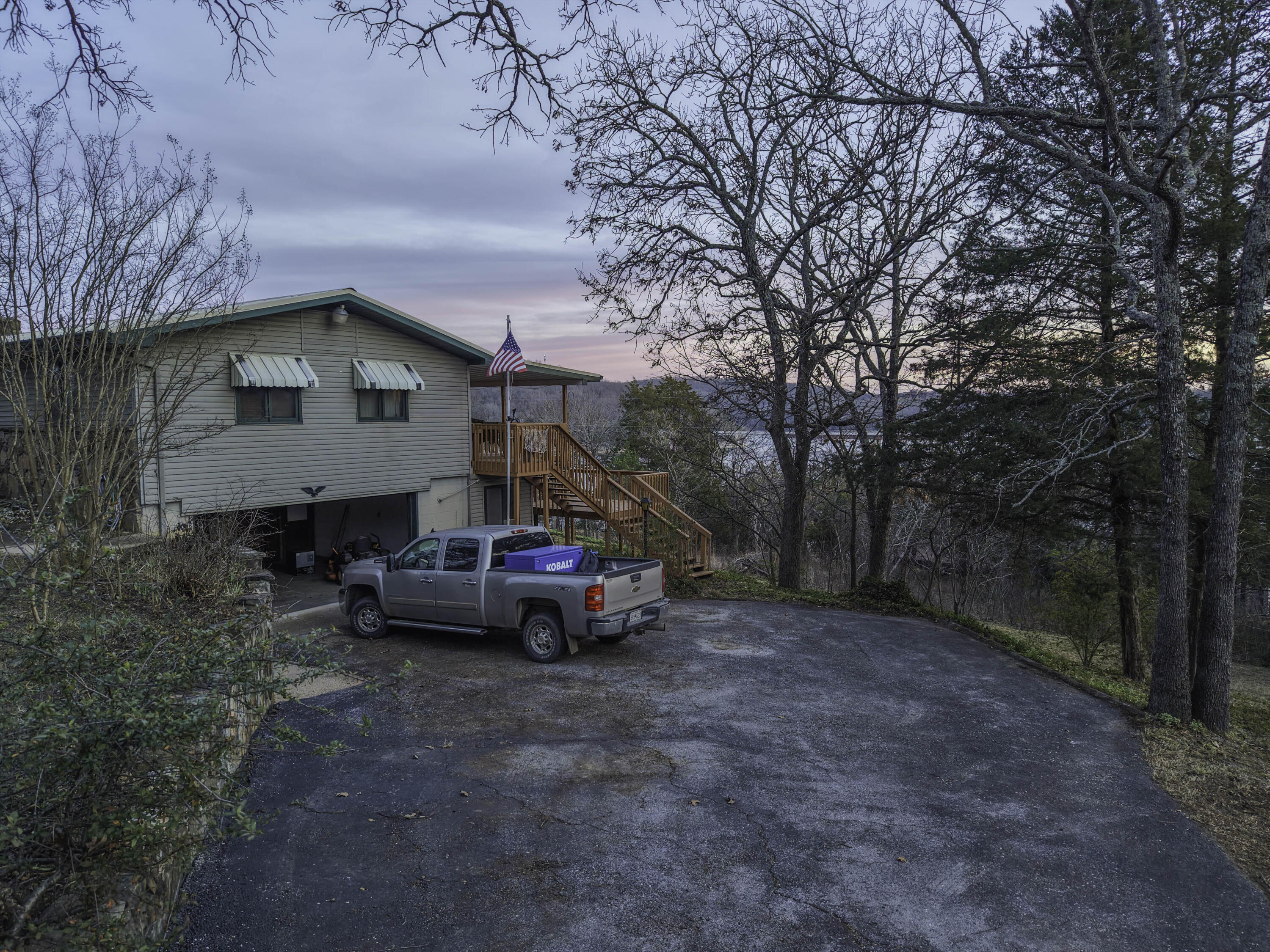 main property photo 8