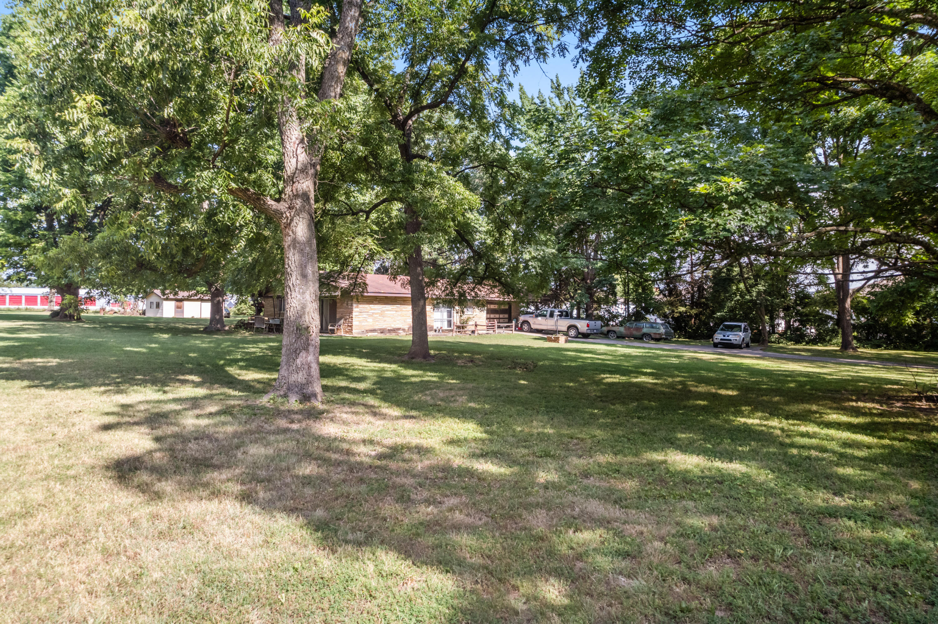 main property photo 7