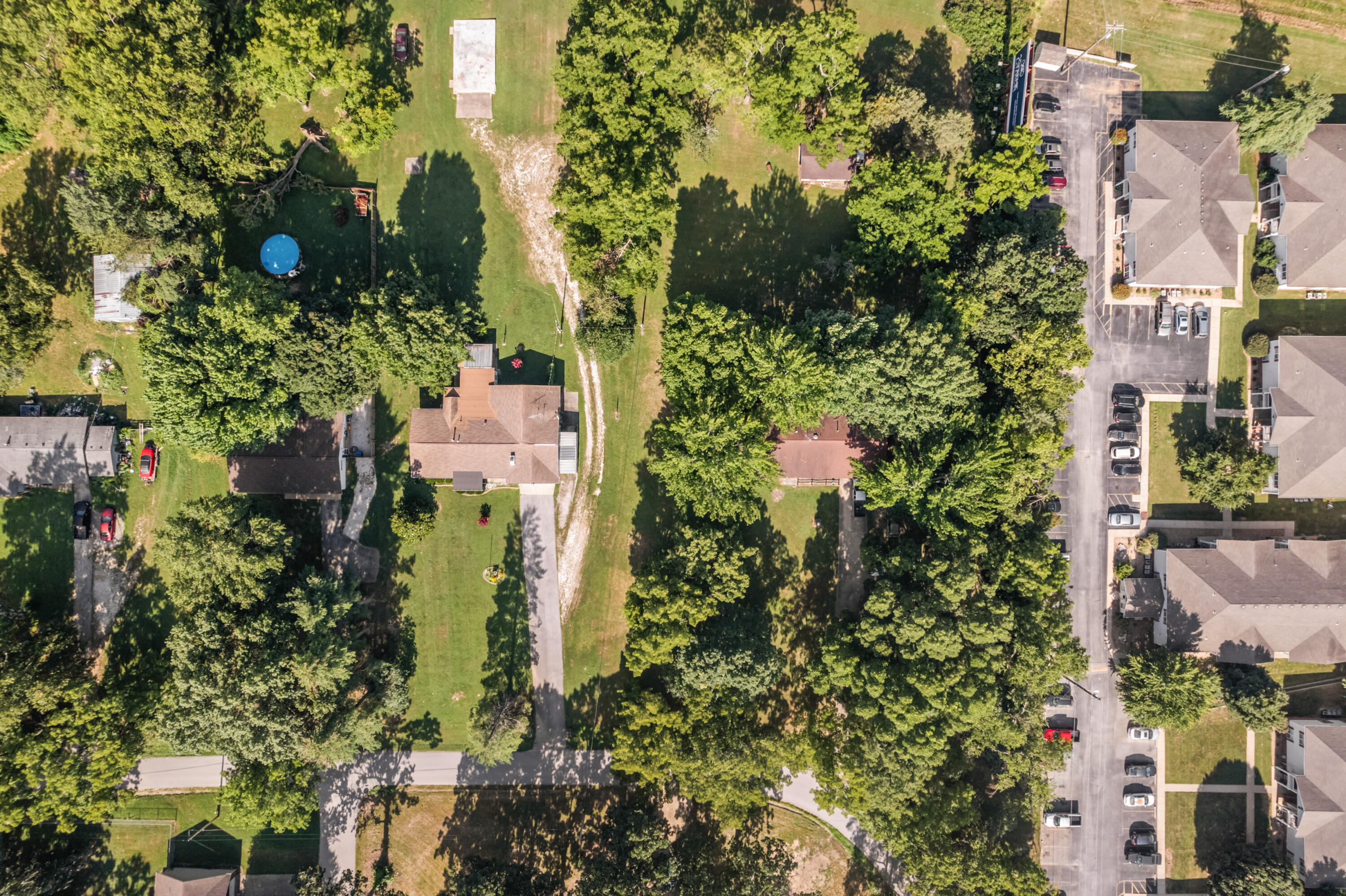 main property photo 9