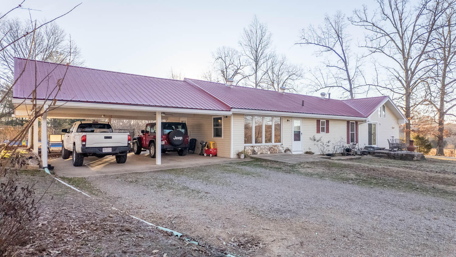 main property photo 46