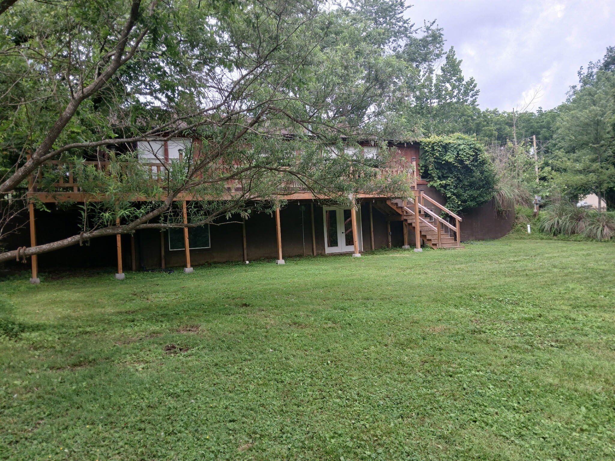main property photo 47
