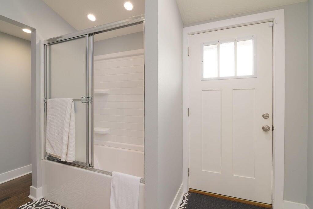 property viewer photo 28