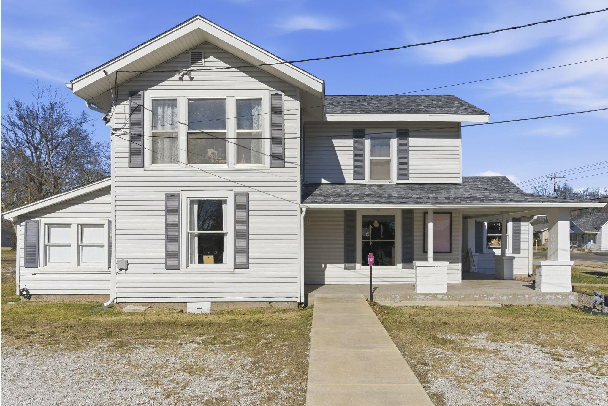 main property photo 13
