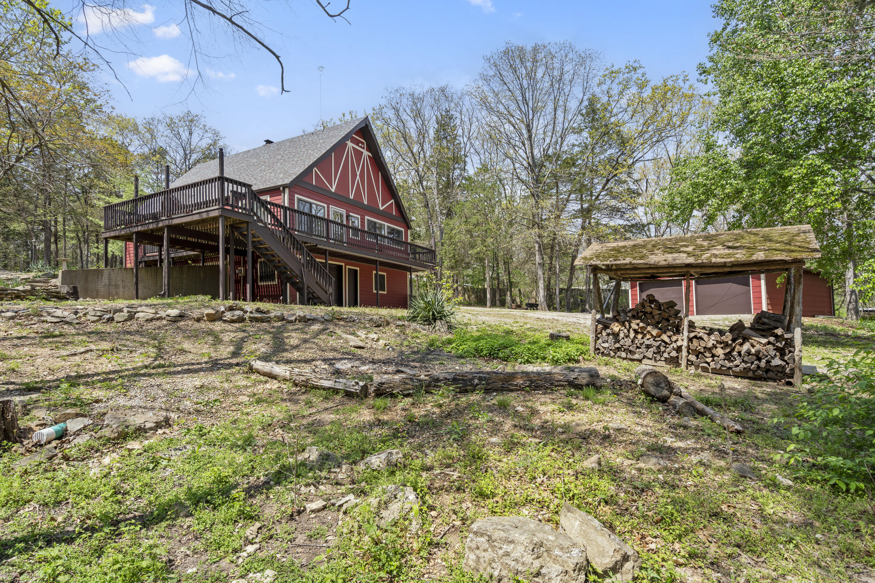 main property photo 5