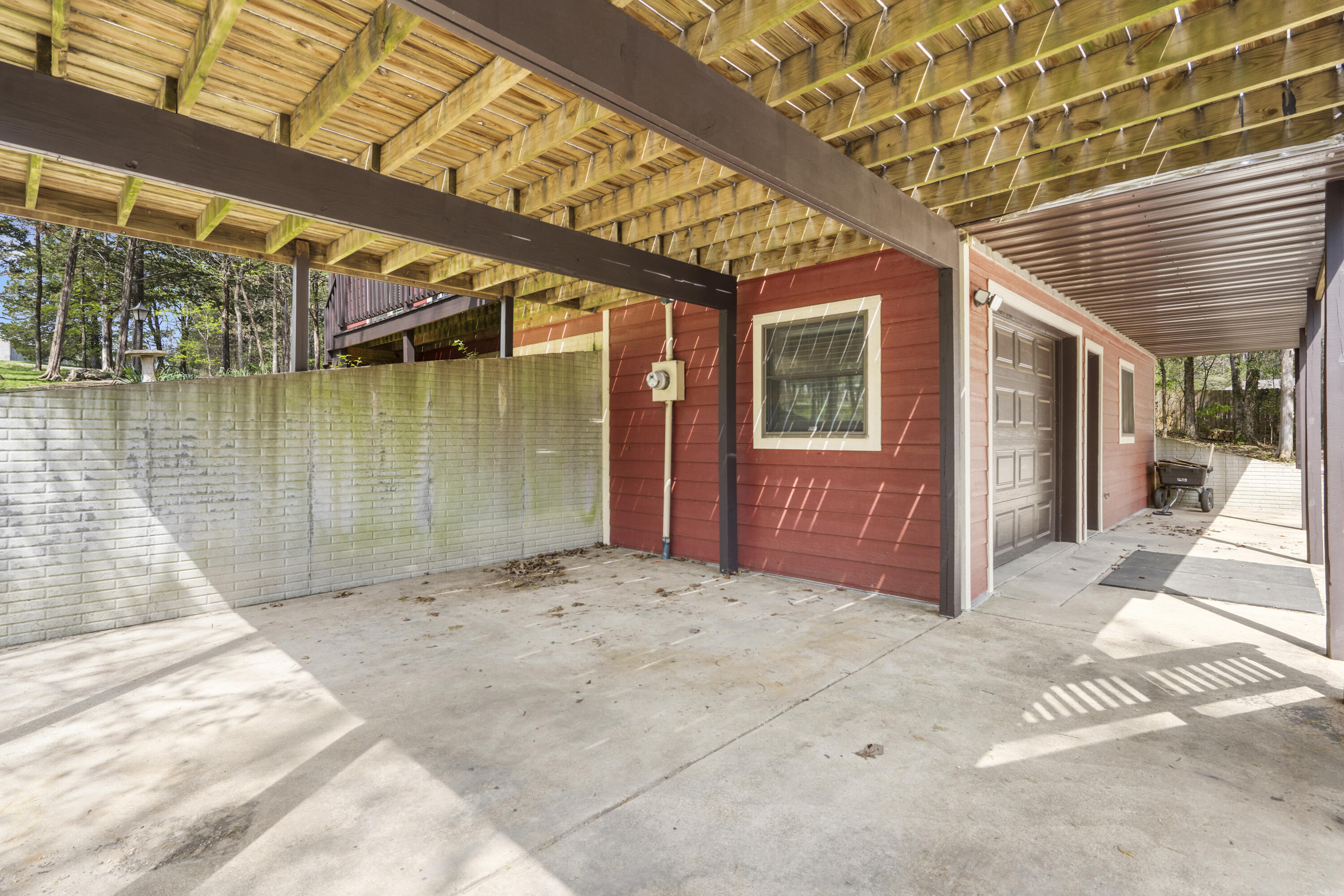 main property photo 54