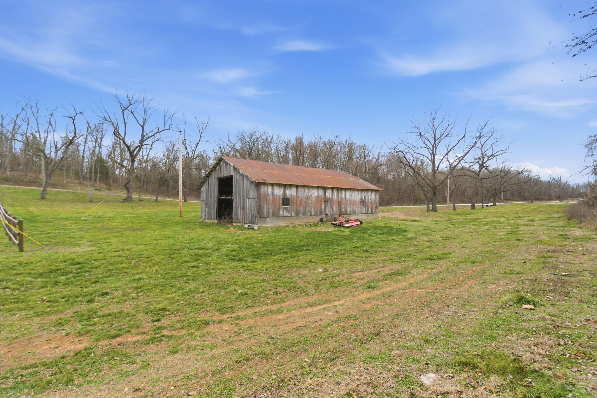 main property photo 24