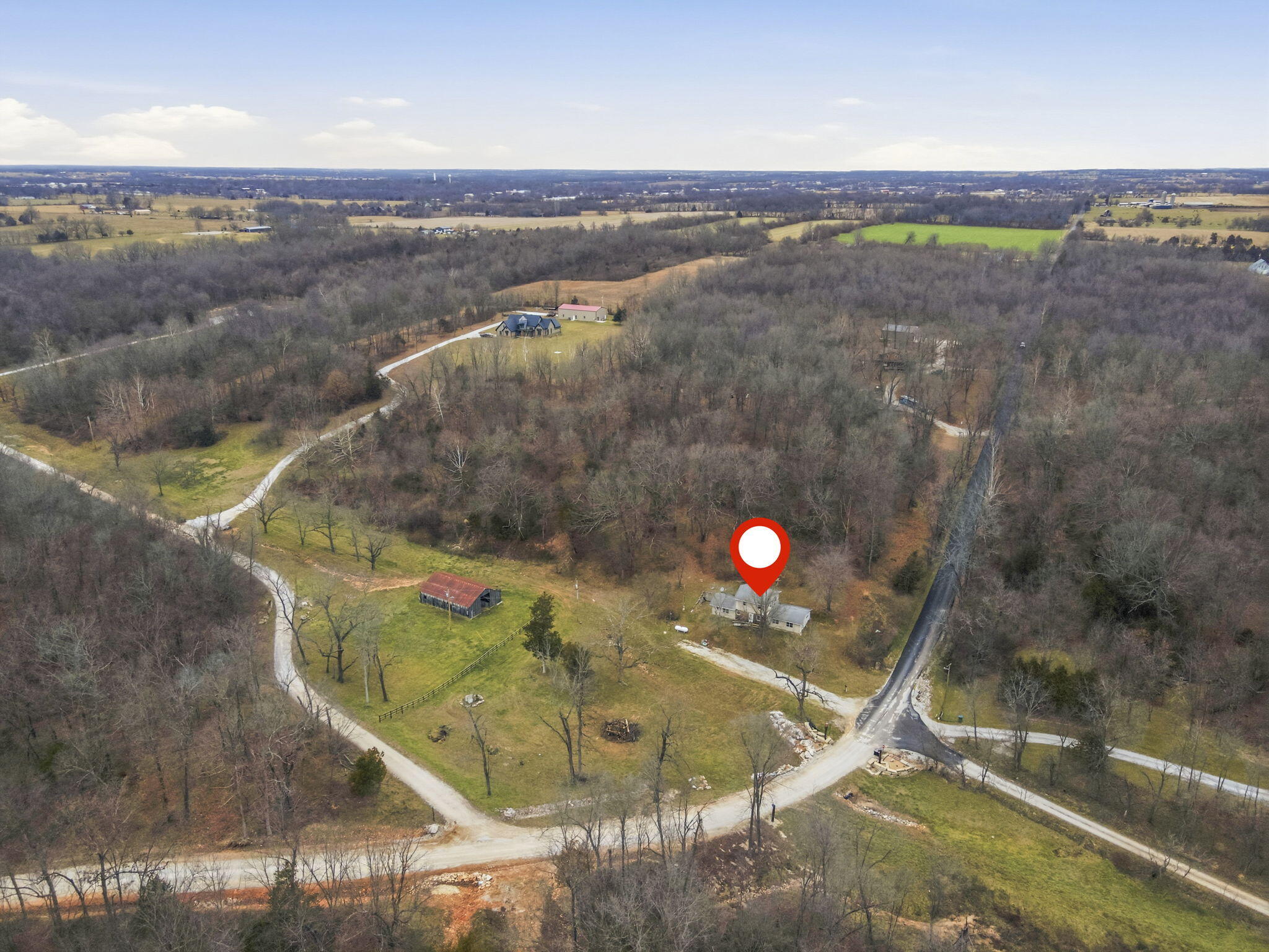 main property photo 28