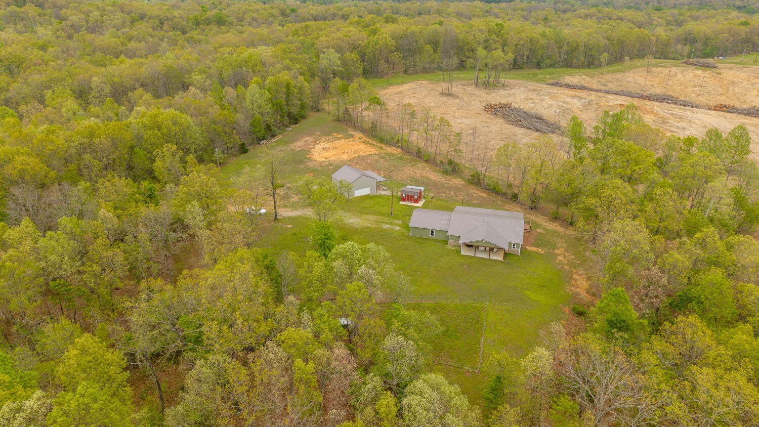 main property photo 47