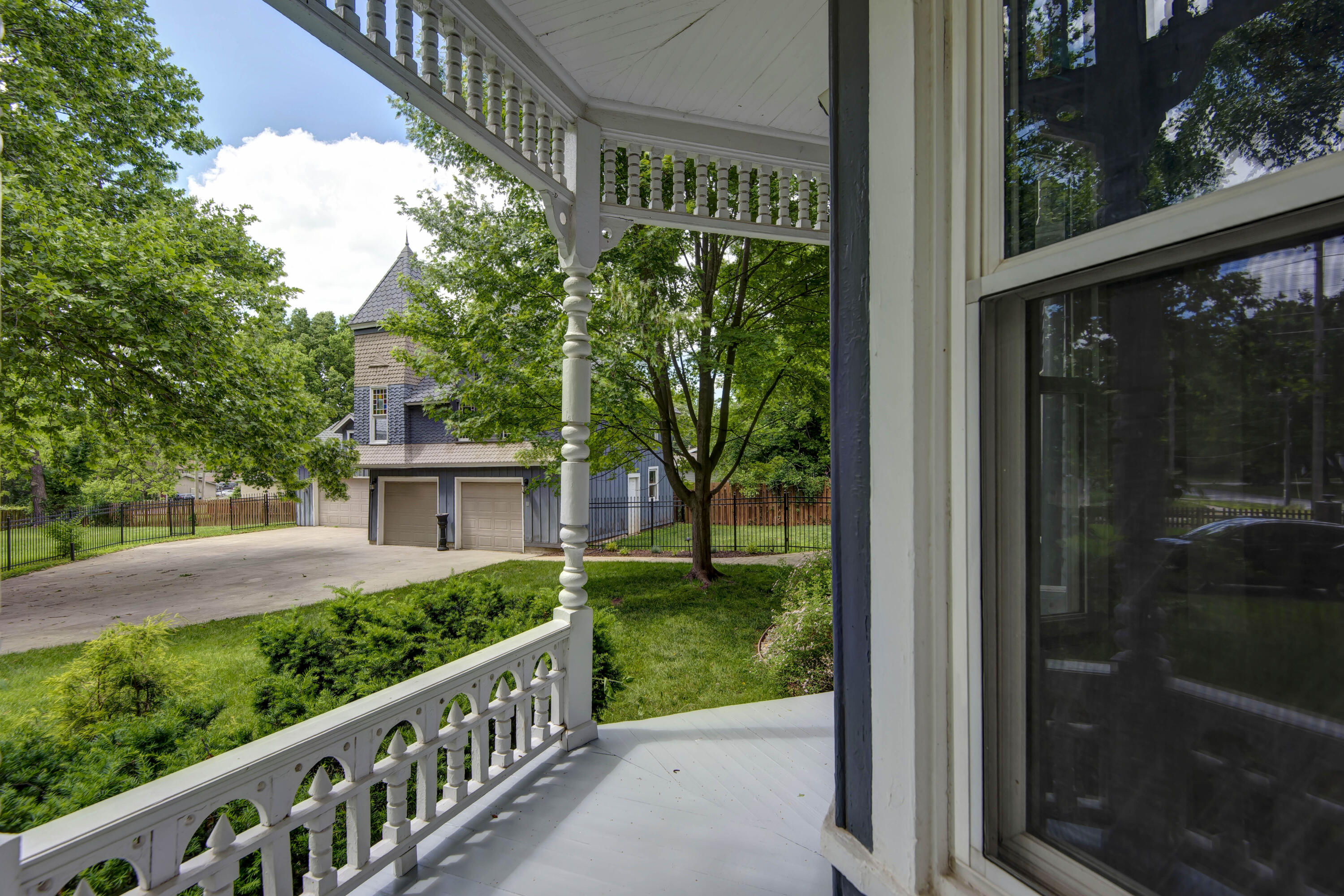 main property photo 52