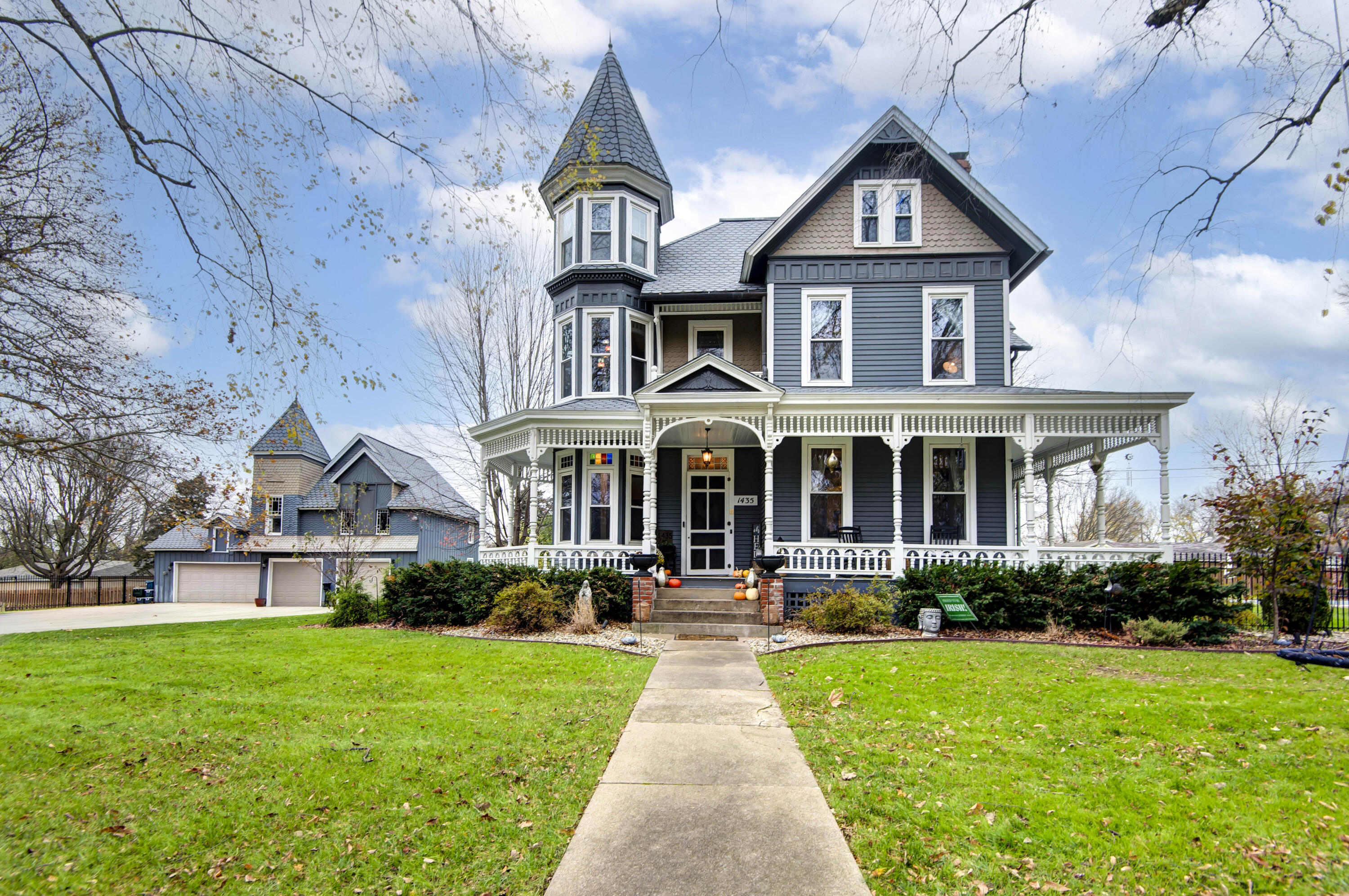 main property photo 76