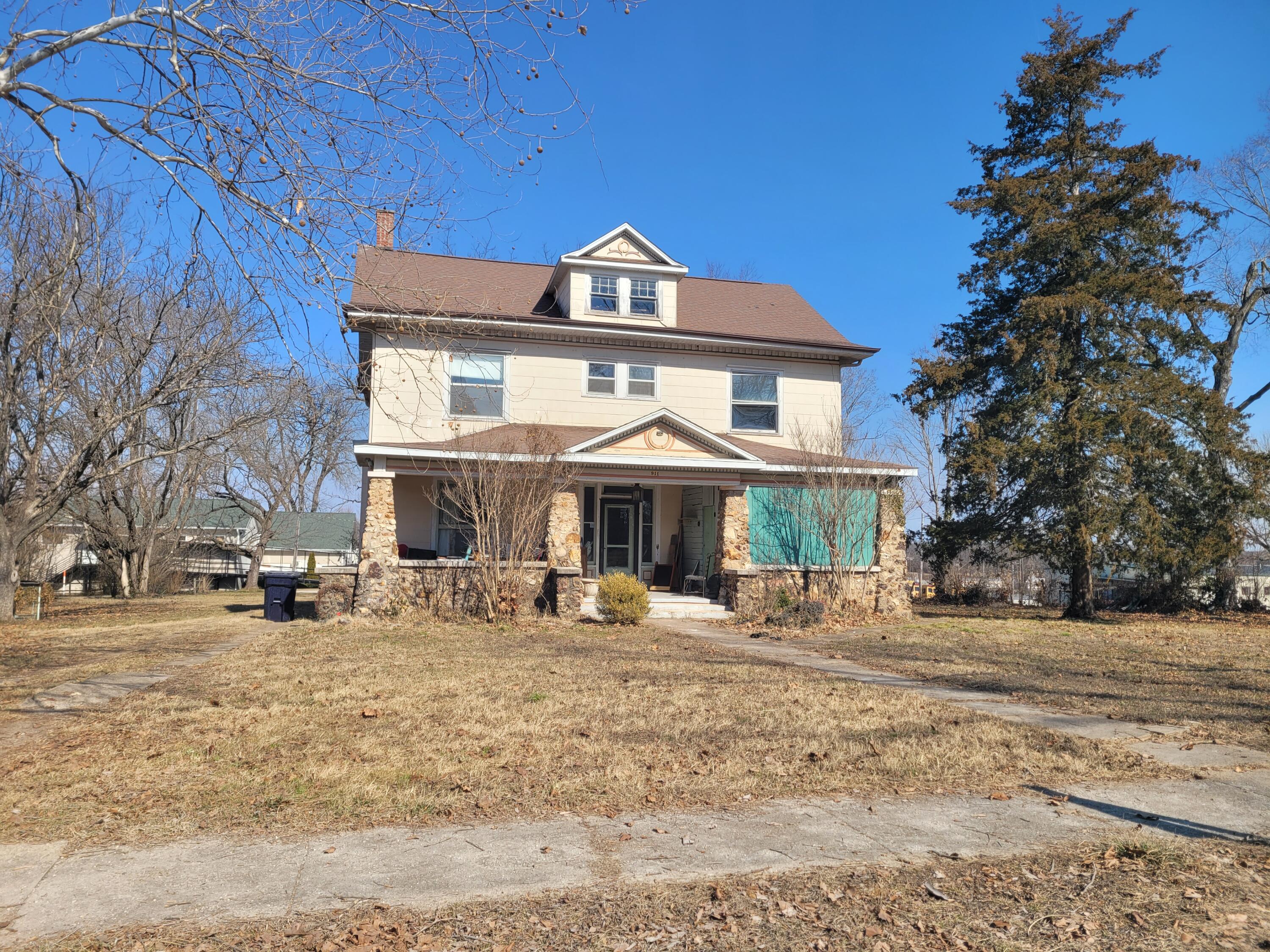 main property photo 32