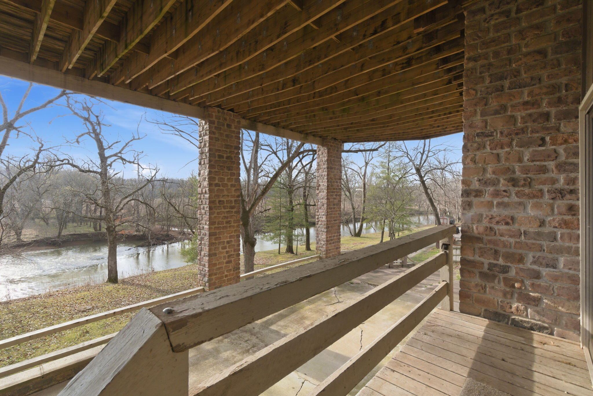 main property photo 50