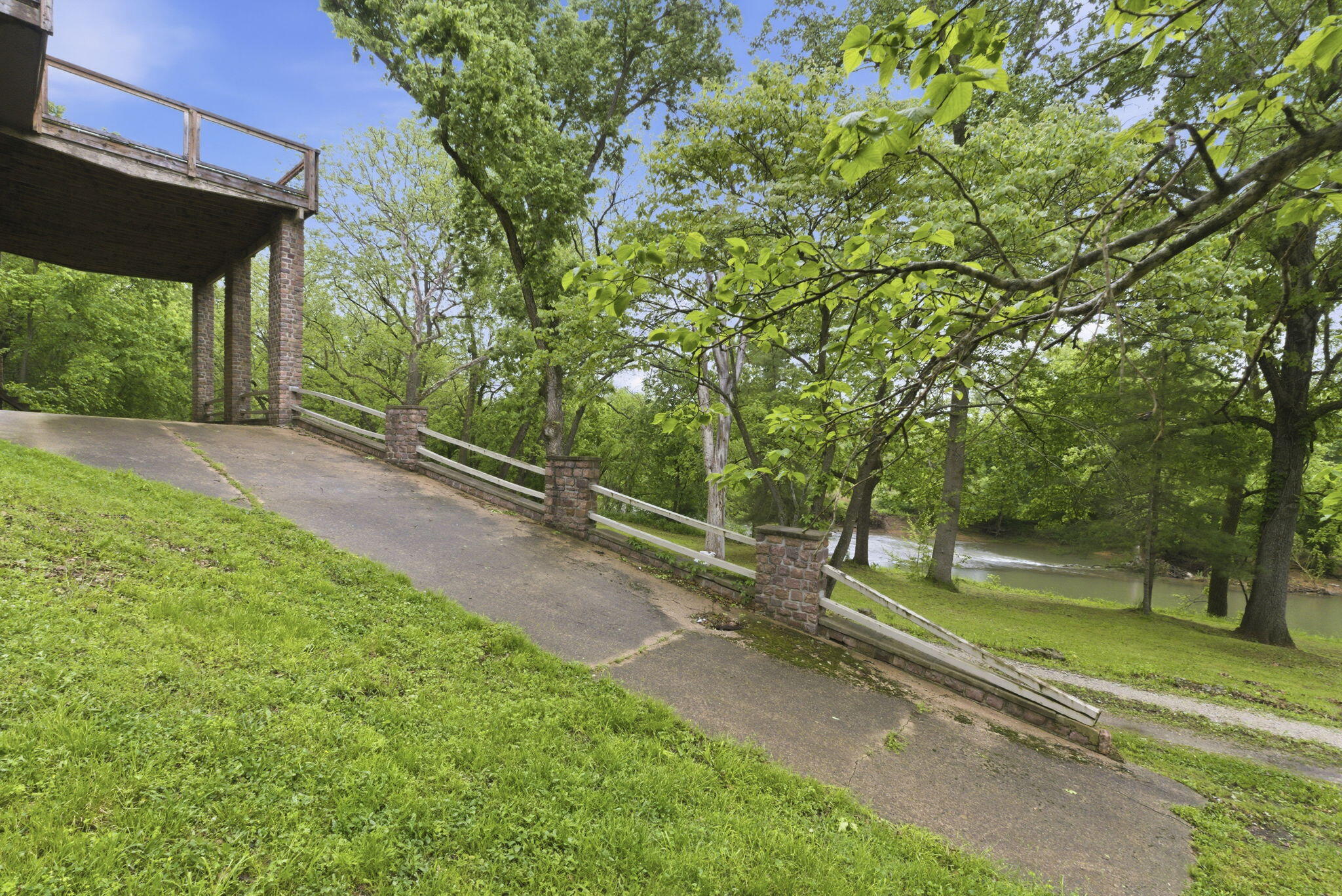 main property photo 54