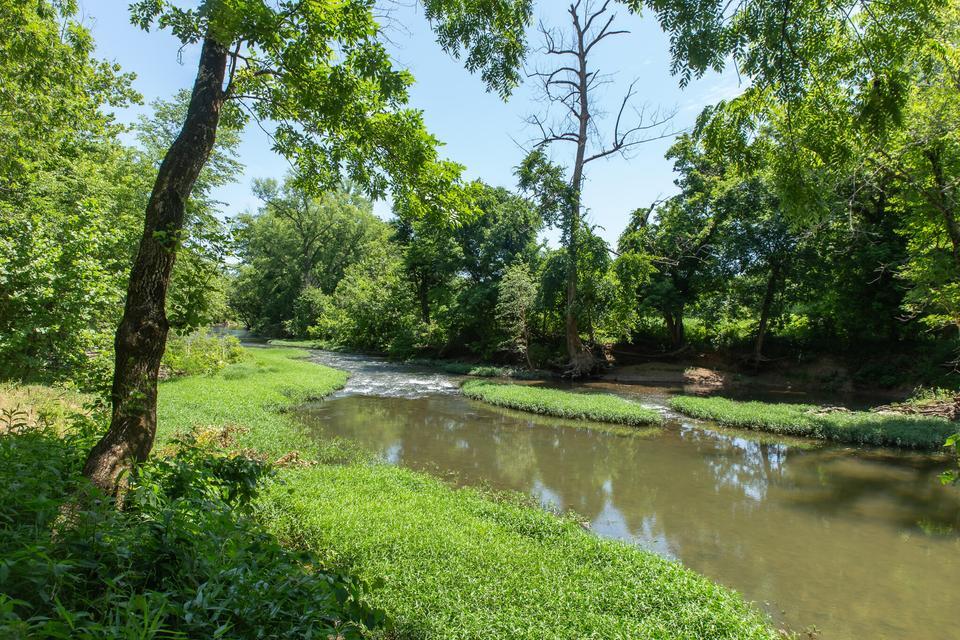 main property photo 58