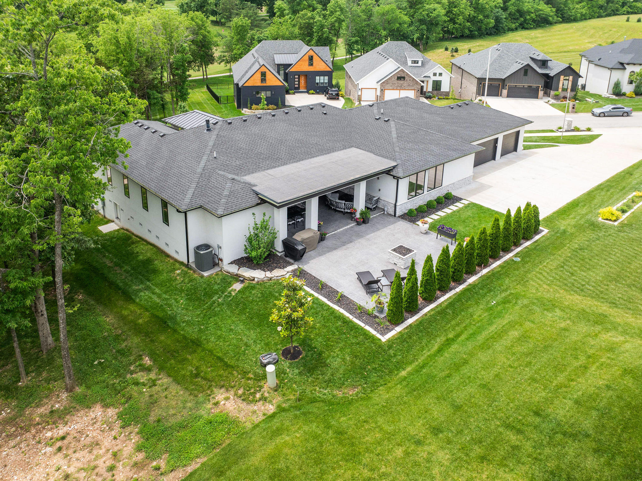 main property photo 81